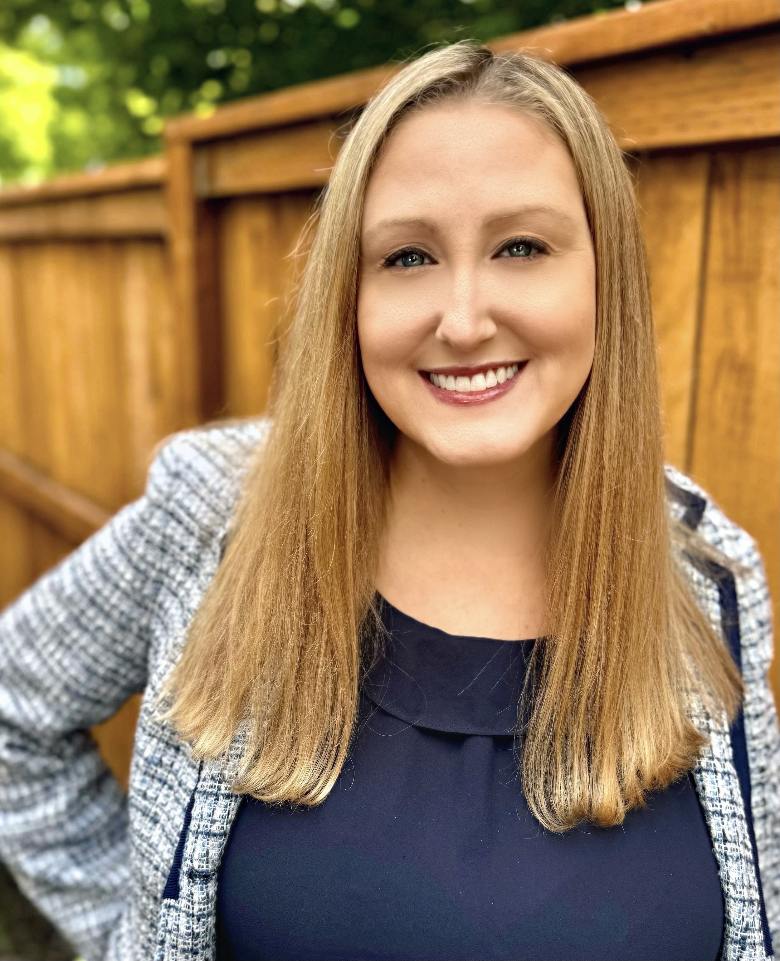 About Us — Kara Davis Consulting