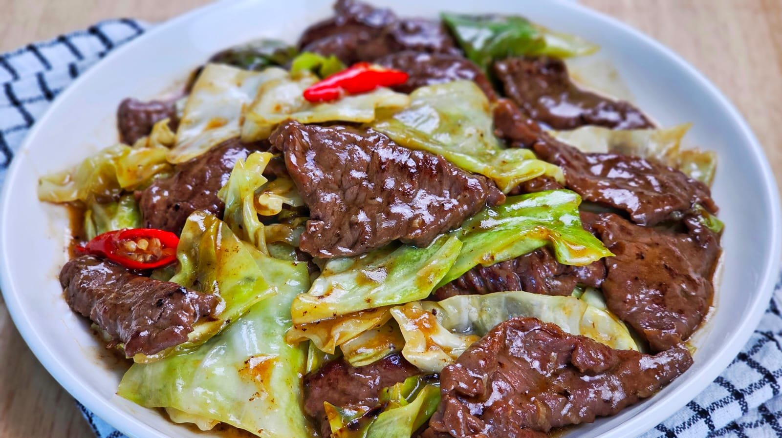 Beef &amp; Cabbage Stir Fry