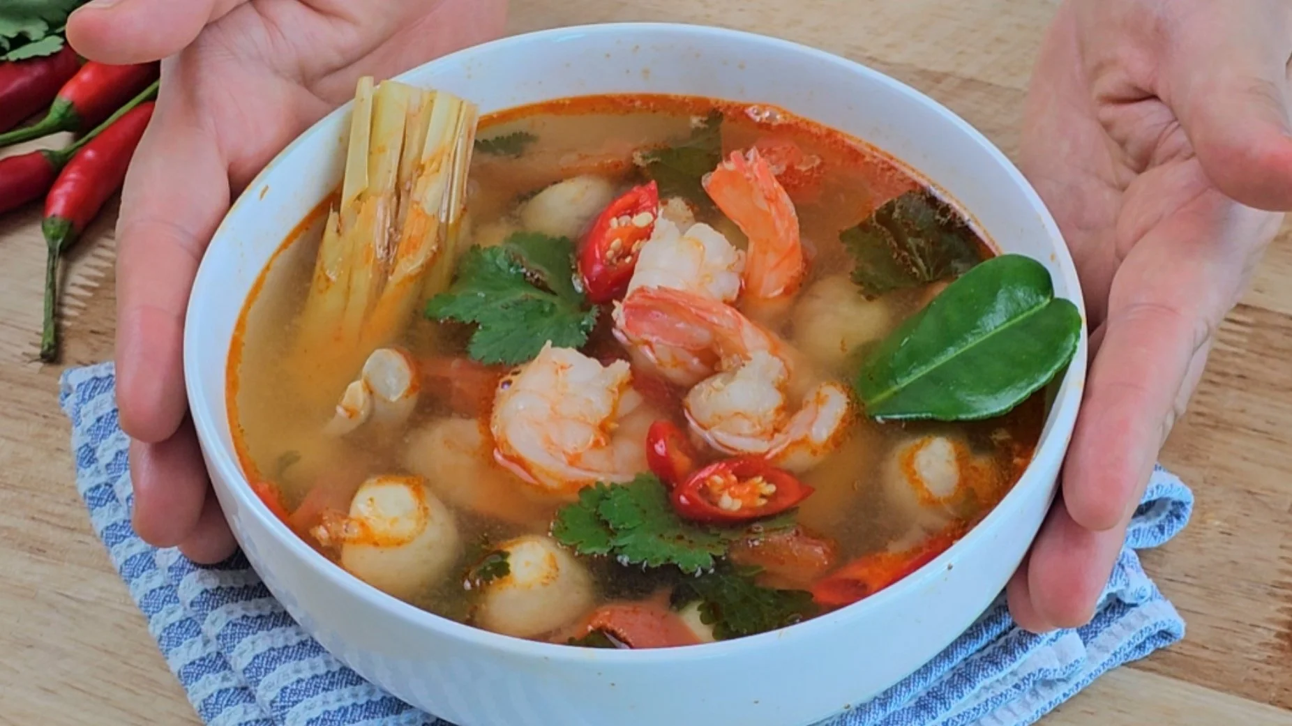 Thai Prawn Tom Yum Soup (Tom Yum Goong)