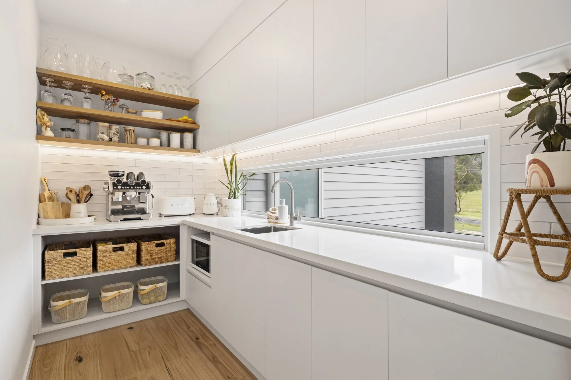 CAM Constructions - Custom Healesville Home - Butler's Kitchen