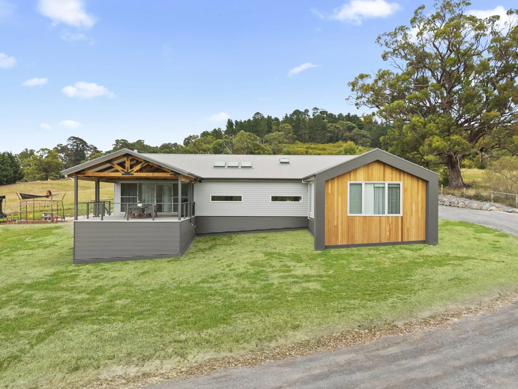 CAM Constructions - Custom Healesville Home