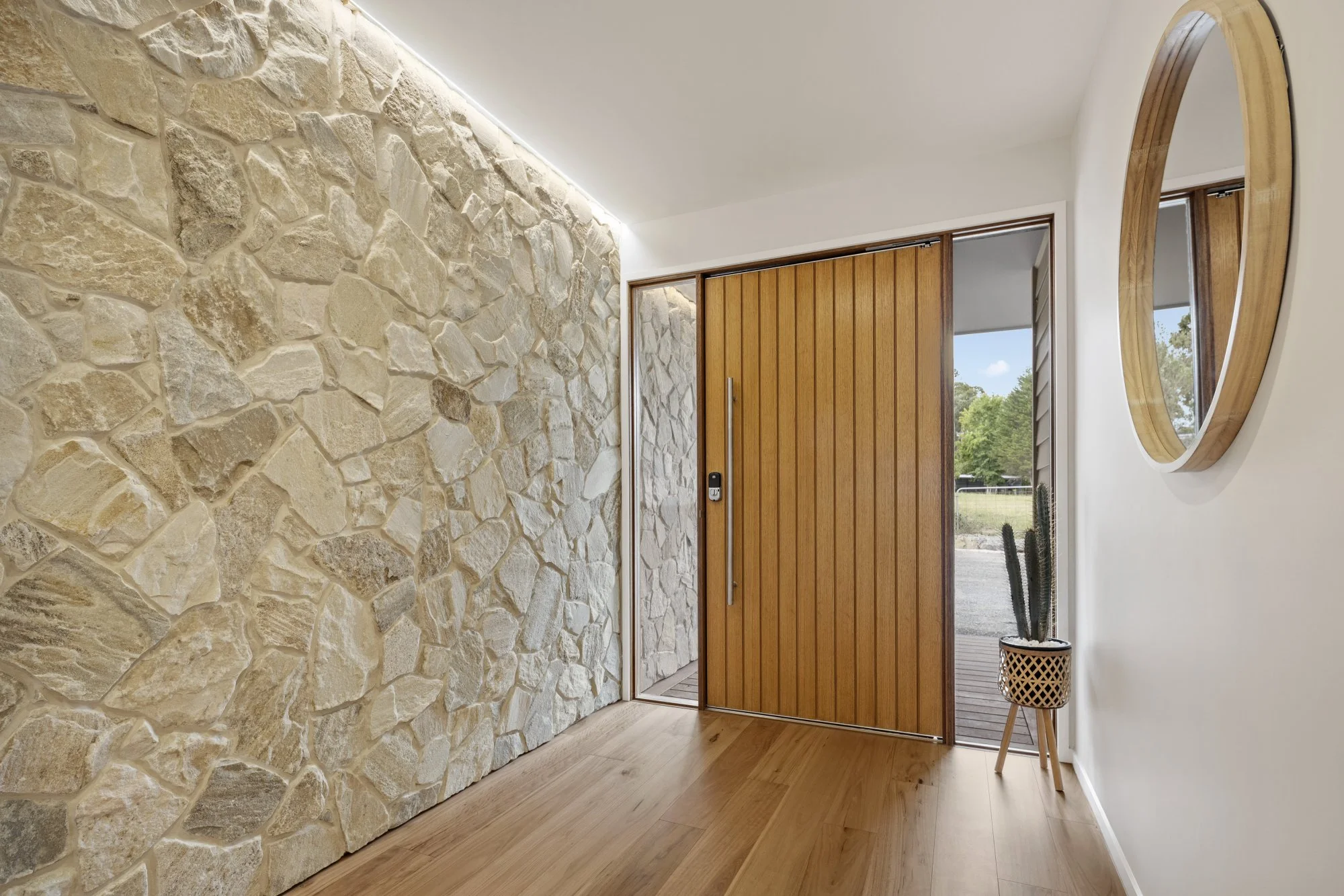 CAM Constructions - Custom Healesville Home - Entrance