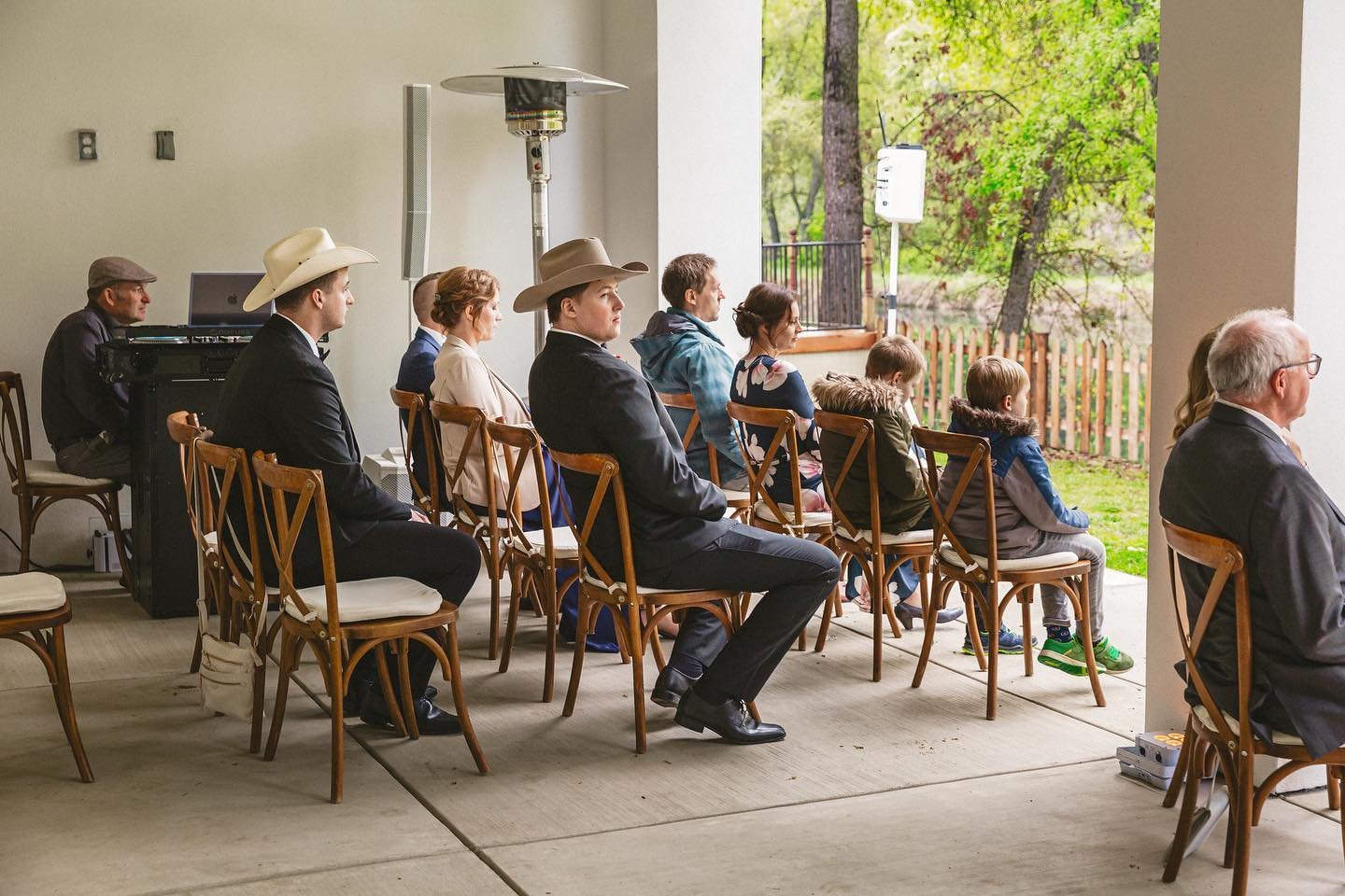 Some details shots from a recent wedding at our venue ✨ 

#venues #weddingvenue #weddings #outdoorweddingvenue #outdoorweddings #brides #bridetobe #californiaweddingvenue #fresnoweddingvenue #sanger #swanlakeweddingsandevents #weddingvenuehunting #ca