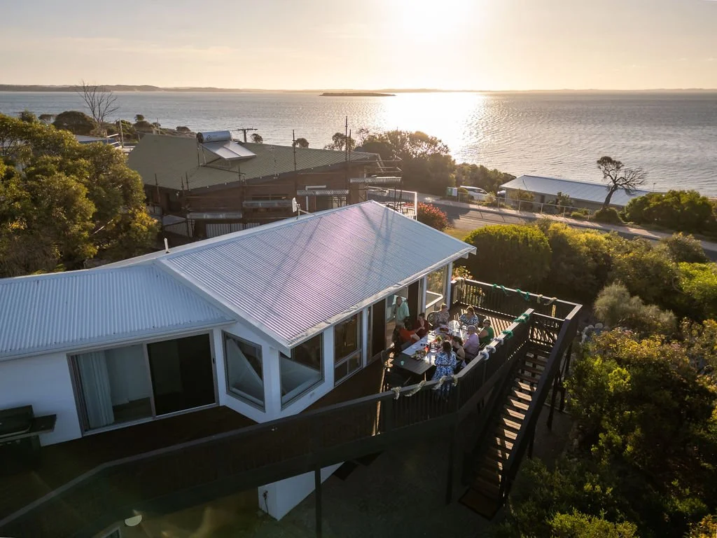 We still have our December Promo happening when you book Upstairs@Dolphinview for 2 nights using the code &lsquo;Upstairs2024&rdquo; before December 13th, @dolphinview_coffin_bay . Stay 2 nights for $820 and you will also receive a bottle of wine and