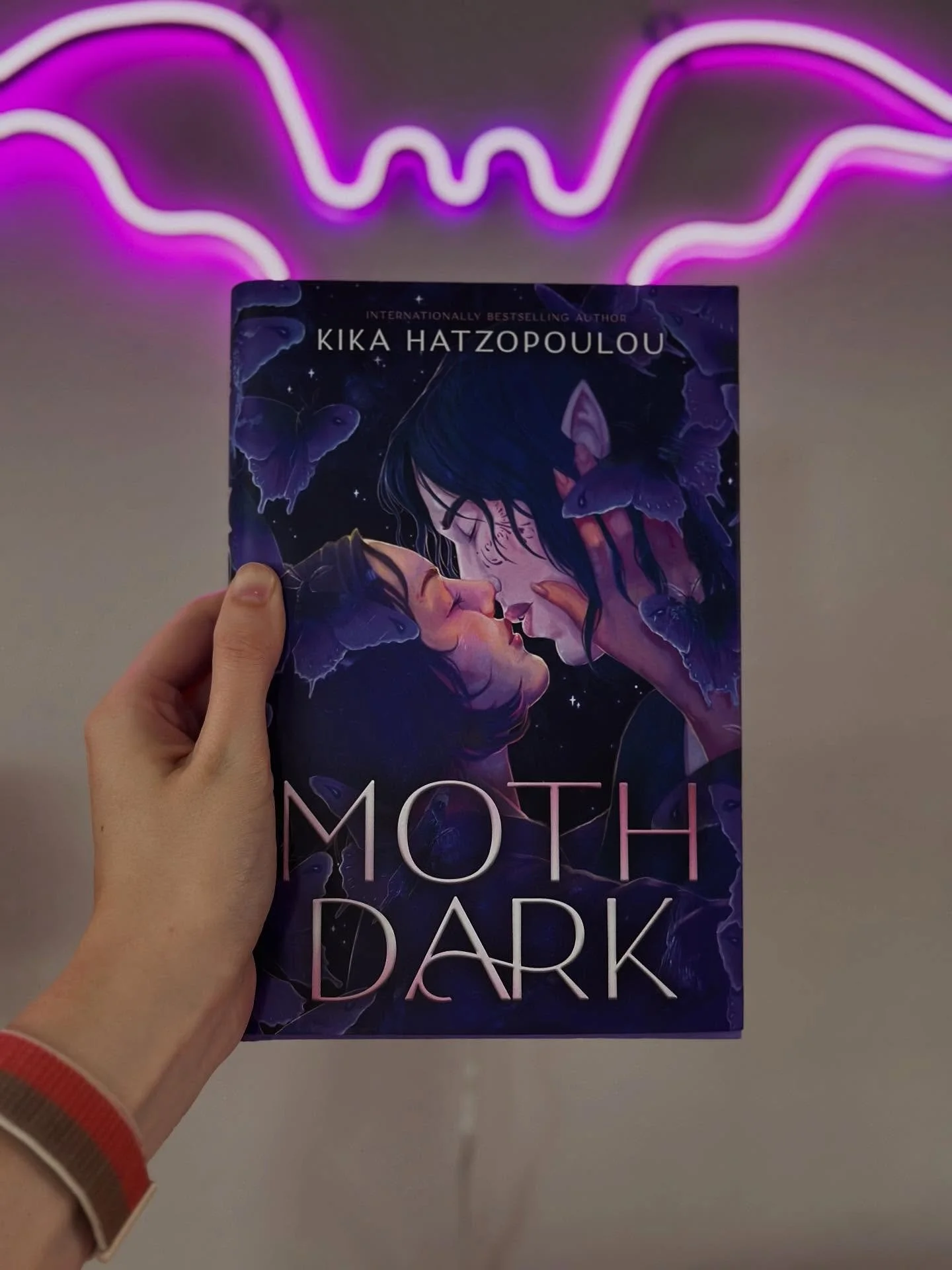 A very, very happy book birthday to @kikahatzopoulou and MOTH DARK! This is one of those books that I deeply wish the teenage version of me could have read&mdash;teen Mike would have had their mind blown by the idea of a powerful genderfluid love int