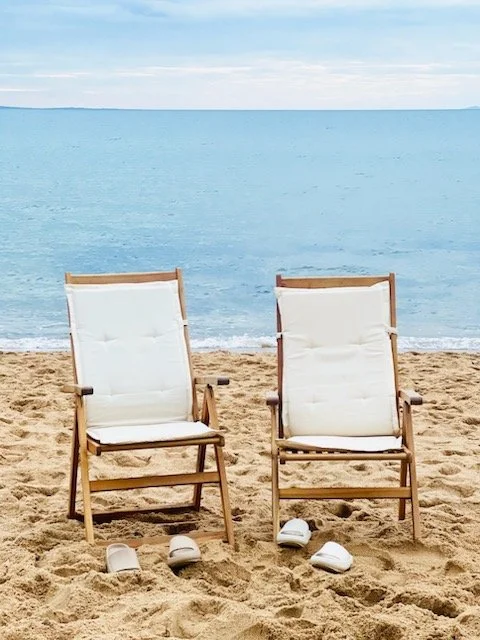 beach box cahirs on sand.JPG