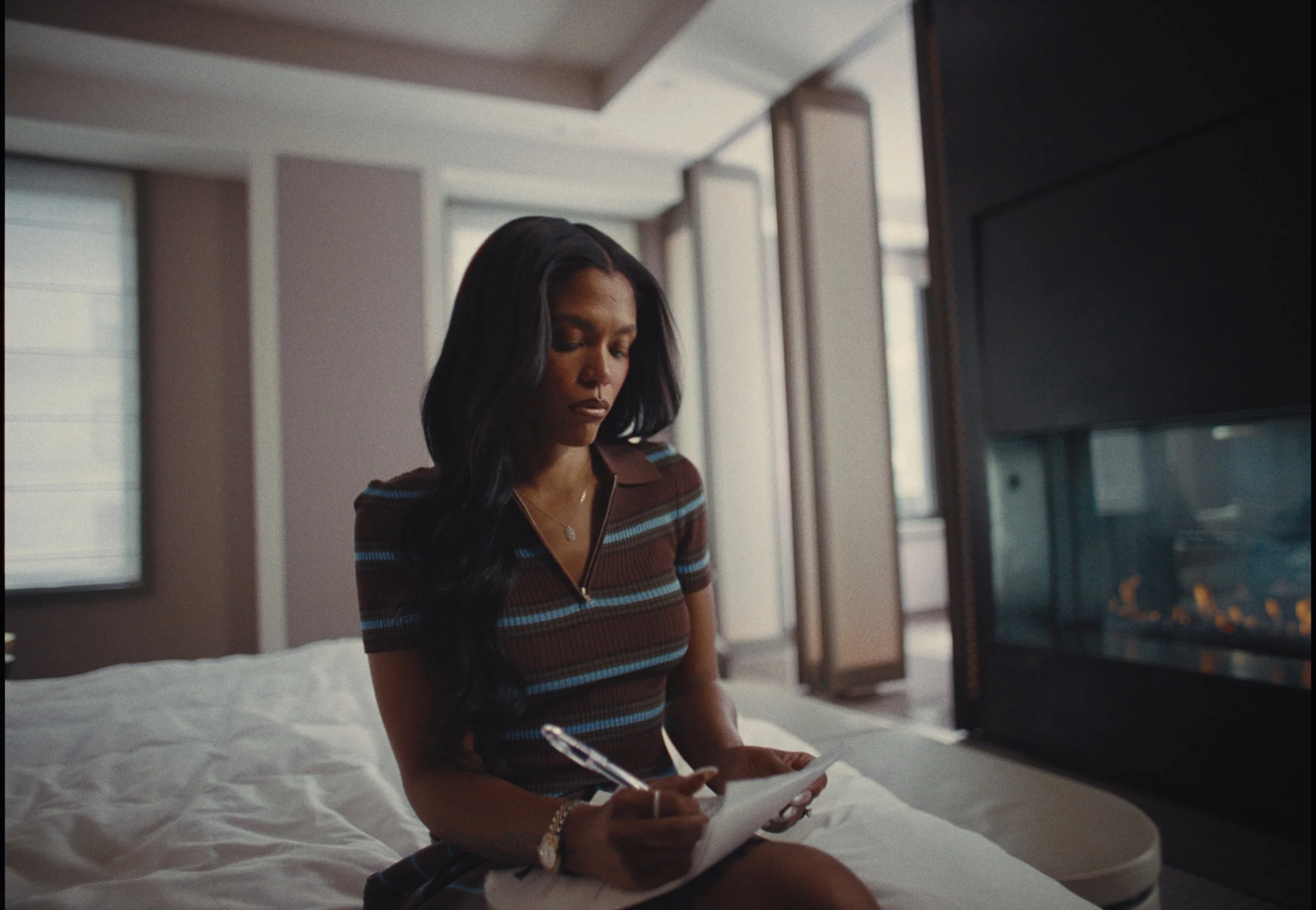 Timeline 5_00087000.jpg