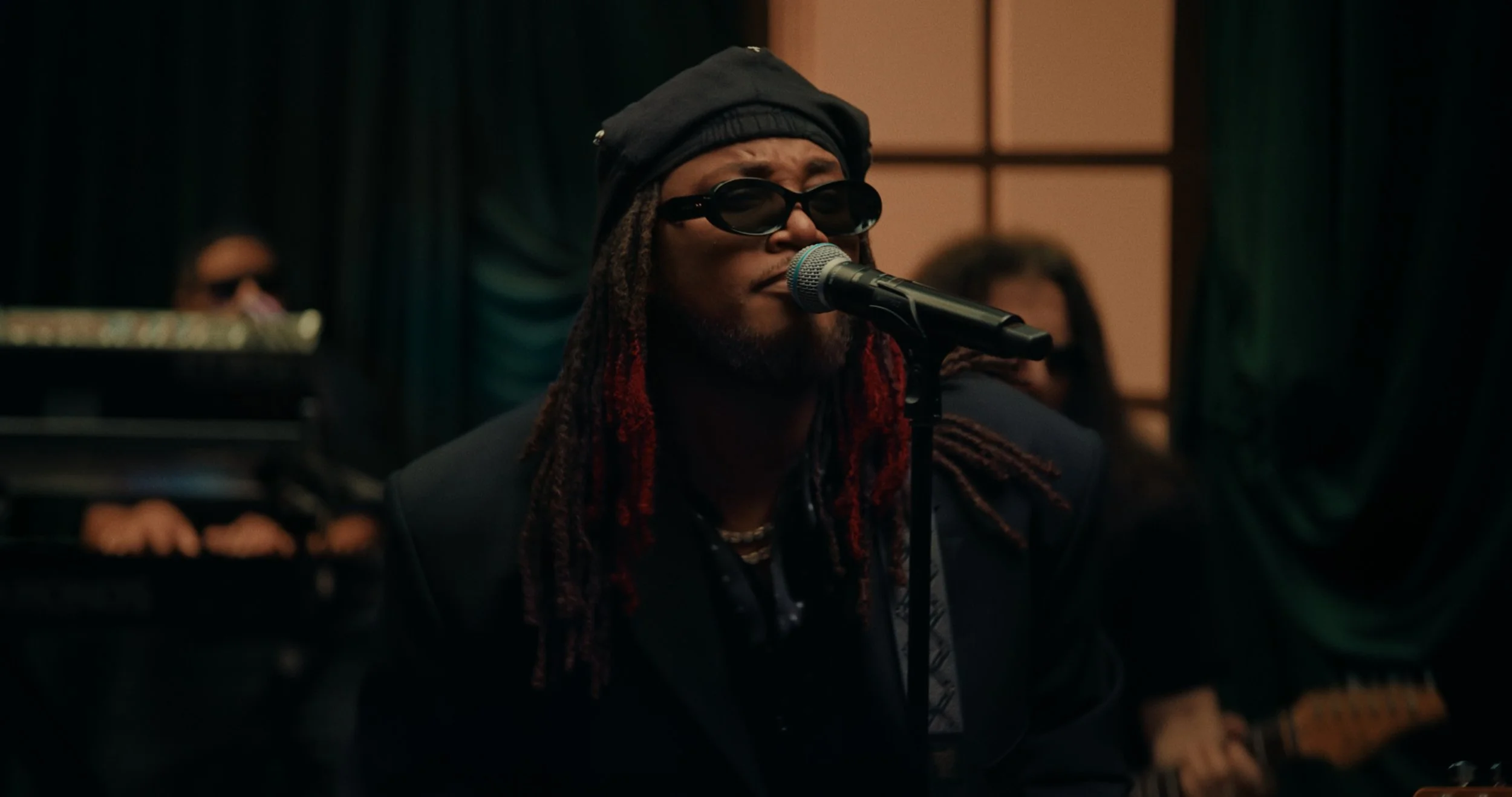 Timeline 9 copy 4_00088080.jpg