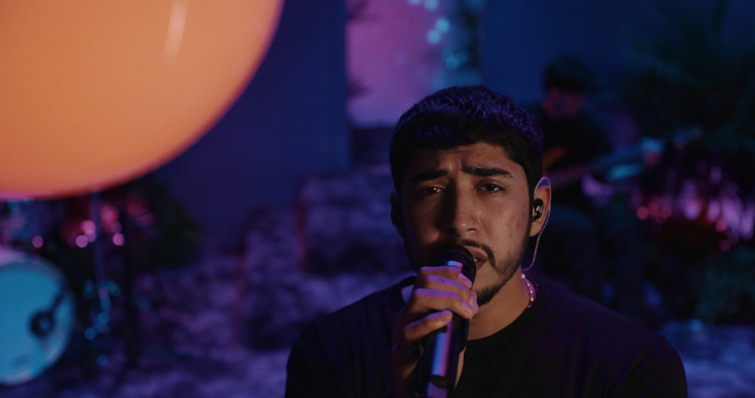 Timeline 27_00096729.jpg