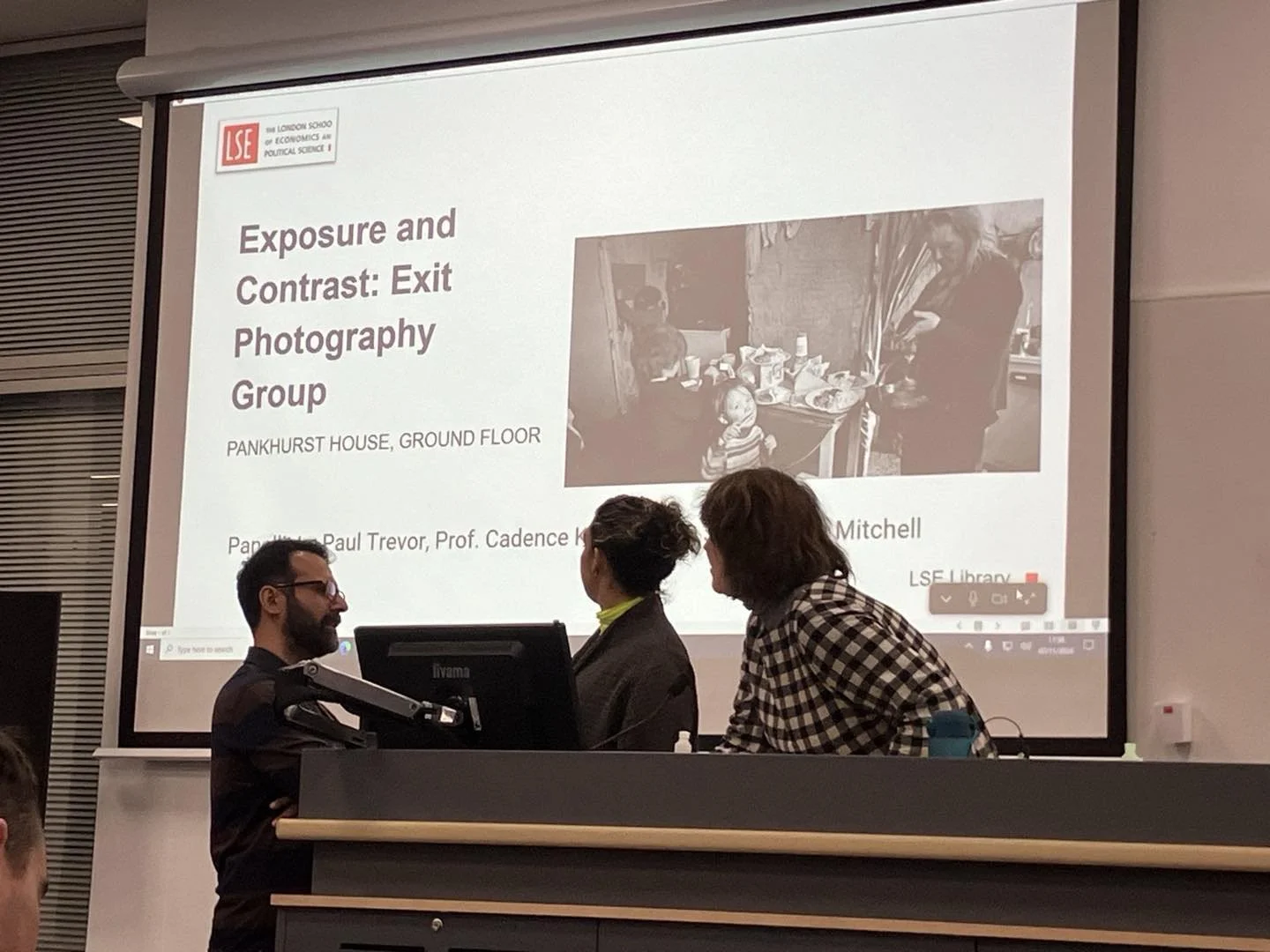 Attending exposure and contrast: Exit Photography group