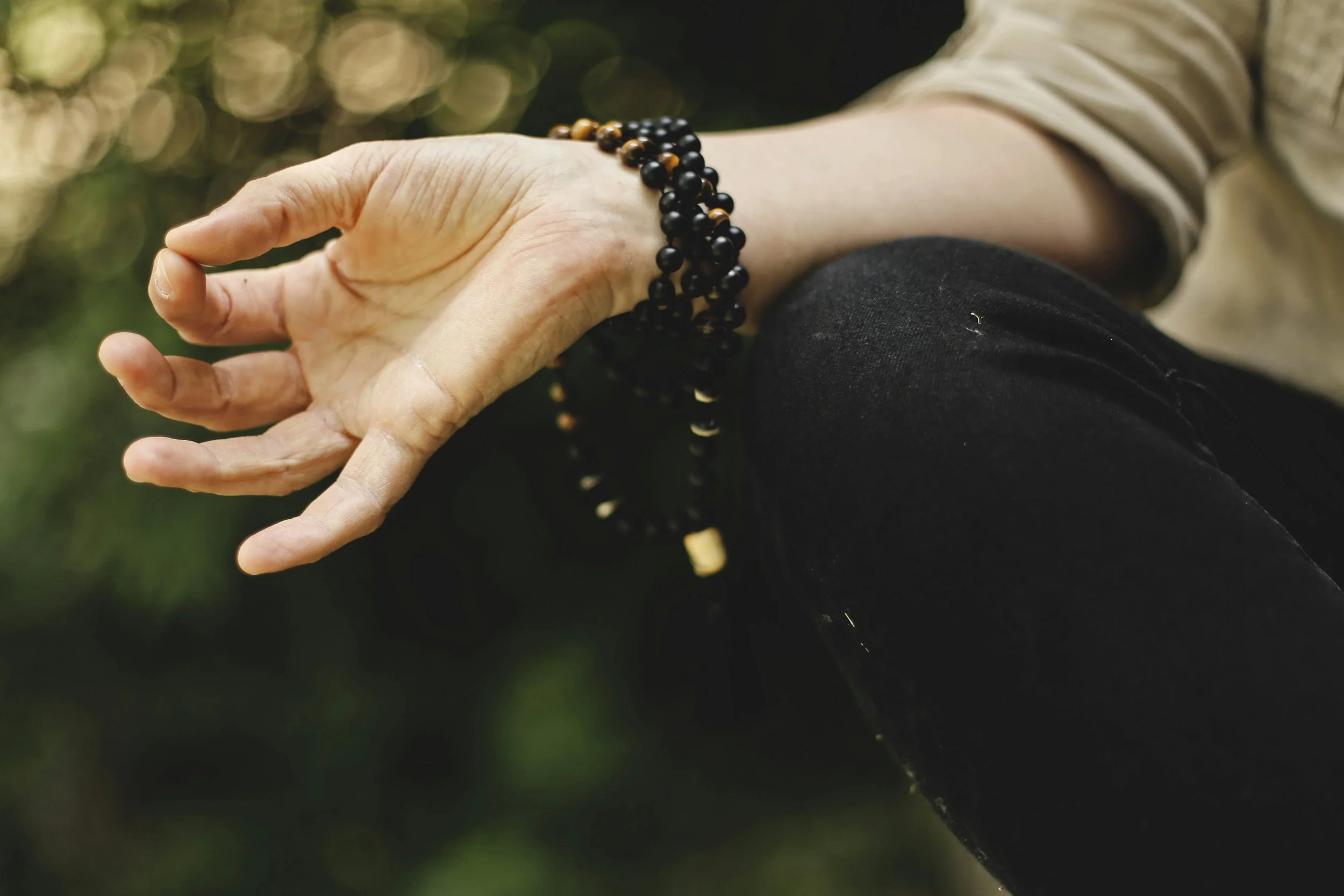 How Anxiety Affects Your Body: Understanding the Physical Signs of Stress