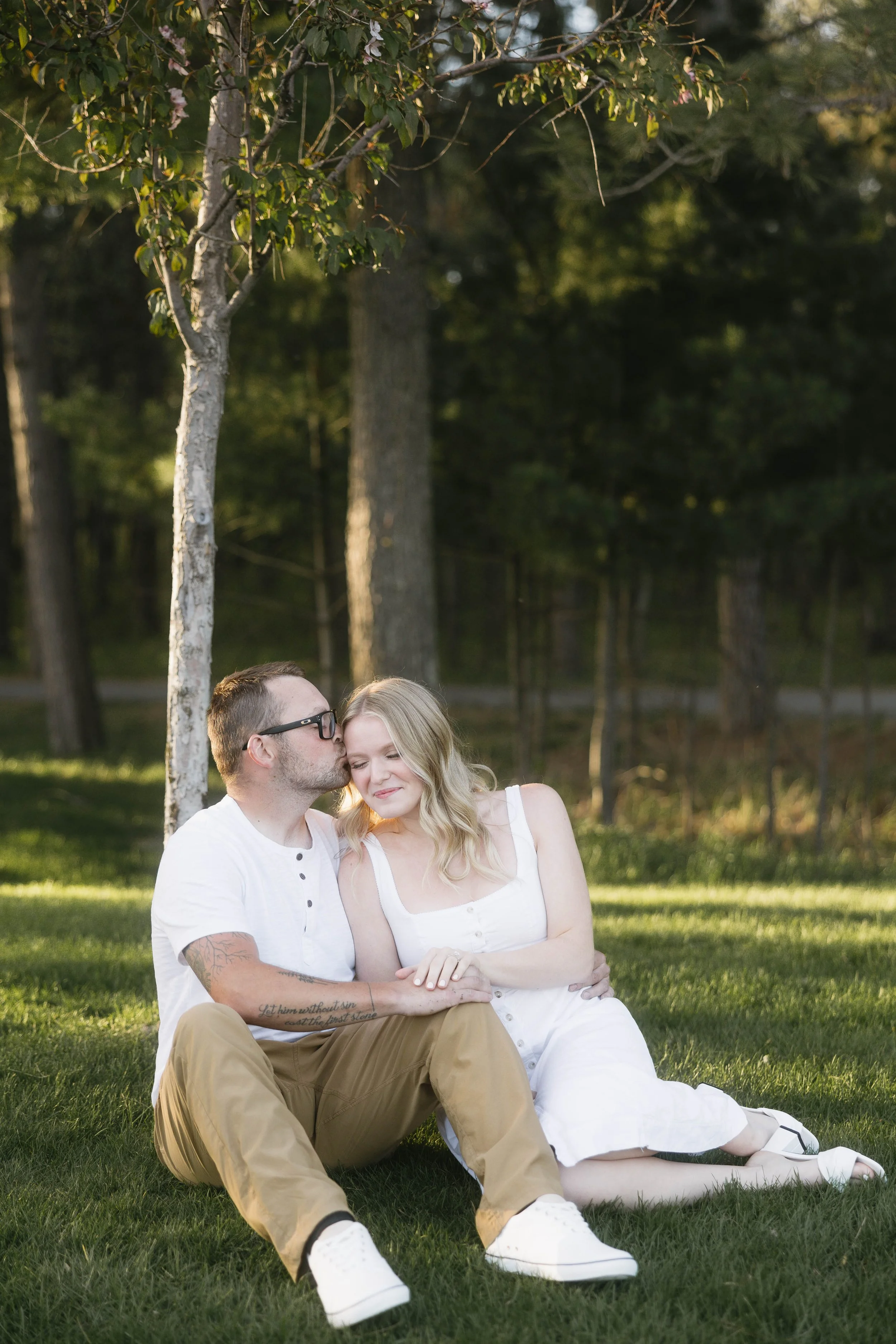 Minnesota-Engagement-Photographer (15 of 1).jpg