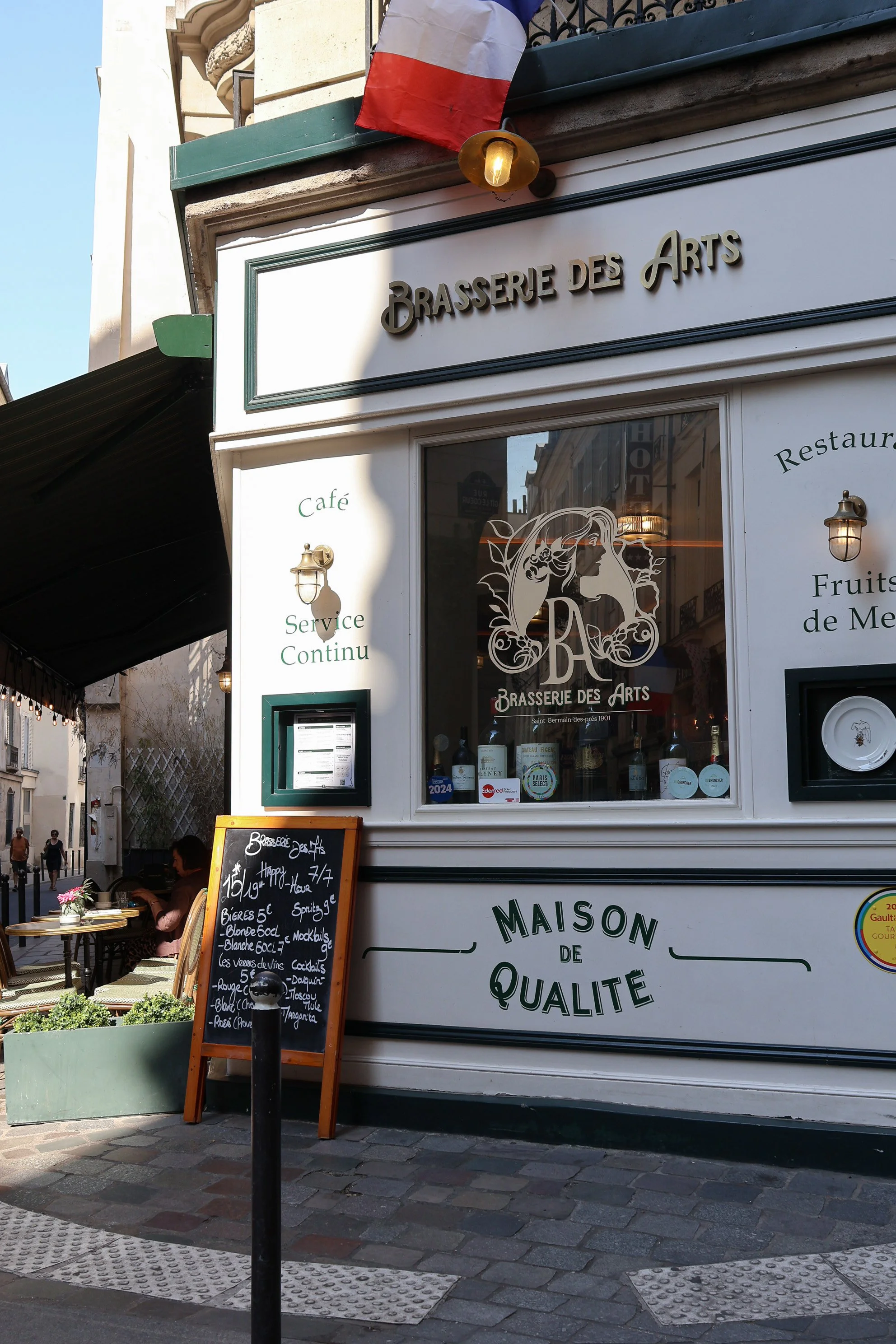 Brasserie mythique à Paris : notre terrasse tout l’été