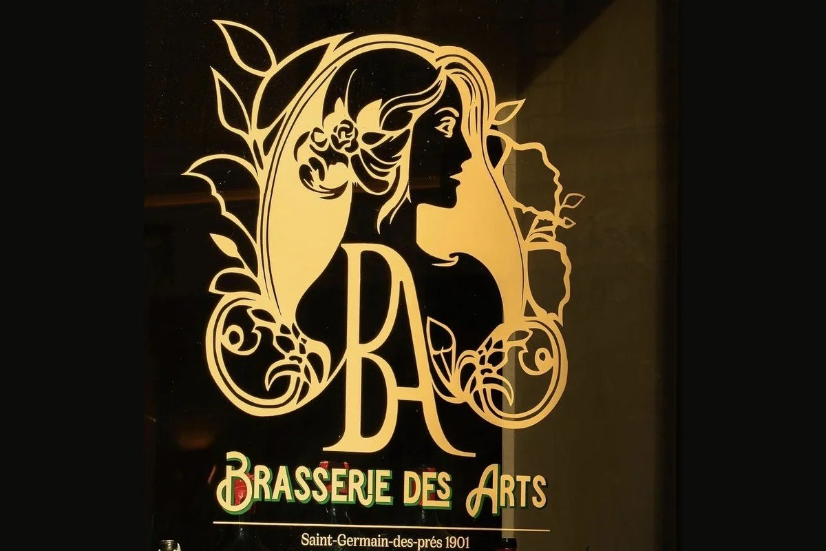 Salle Art nouveau de la Brasserie des Arts, dîner concert Live Soul à Saint-Germain-des-Prés, Paris 6e