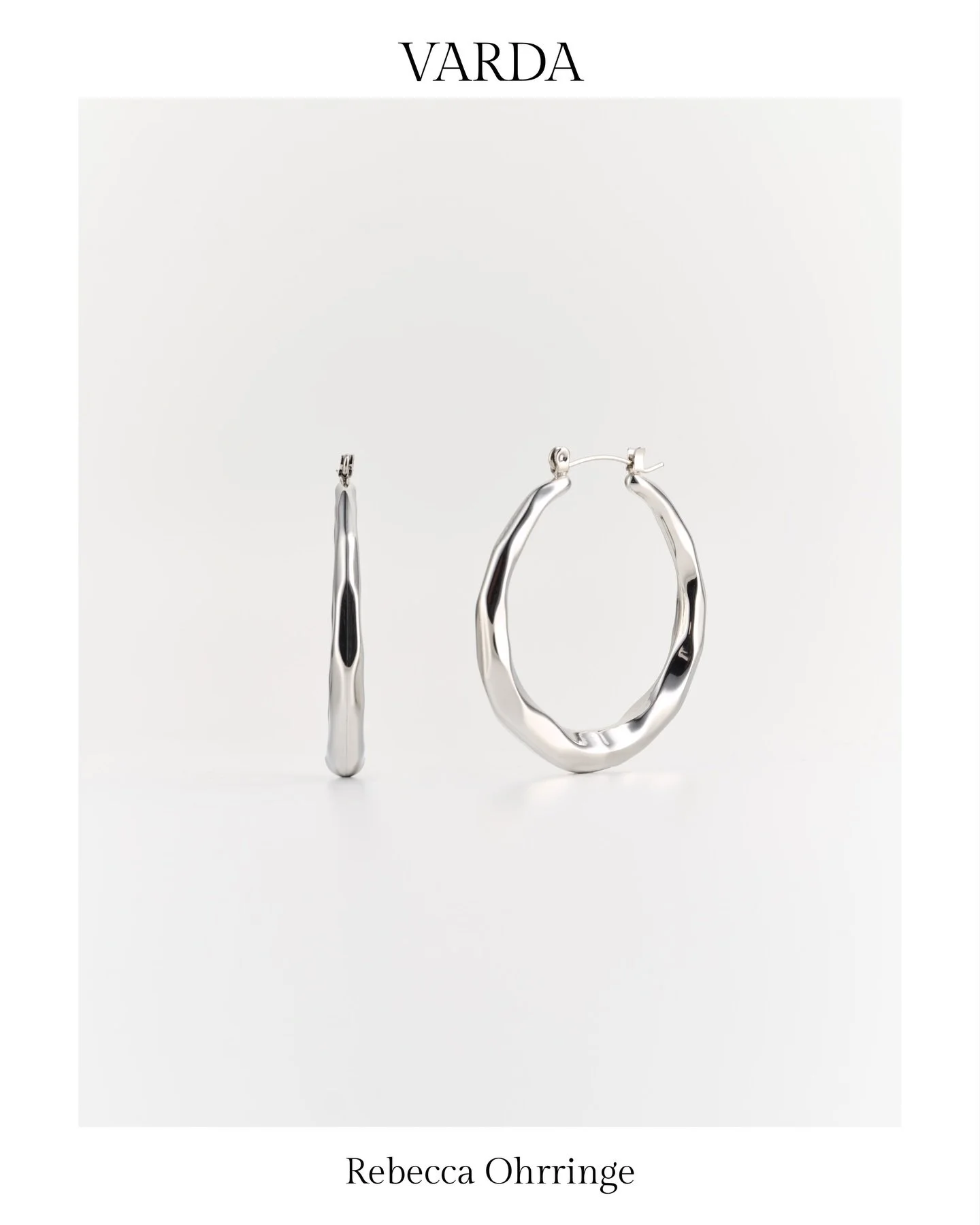 Du magst lieber gr&ouml;&szlig;ere Ohrringe? Dann sind unsere Kreolen Rebecca genau richtig f&uuml;r dich 🤍

Entdecke unsere neue Kollektion 𝐿𝑎 𝐷𝑜𝑙𝑐𝑒 𝑉𝐴𝑅𝐷𝐴 auf www.vardajewelry.com🤍

#varda #ladolcevarda #finejewelry