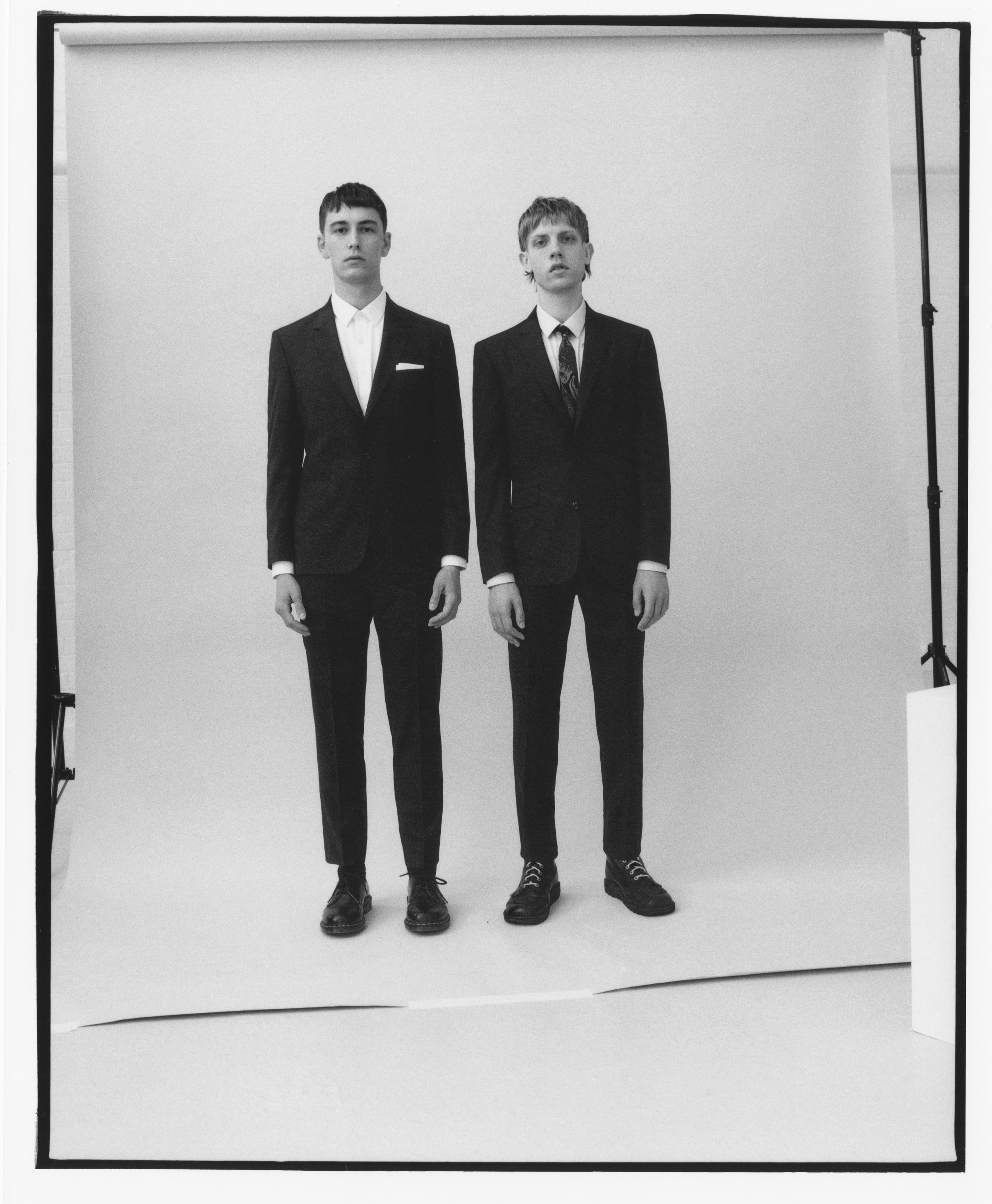 LE_Topman_B&W 4189_F10 copy.jpg