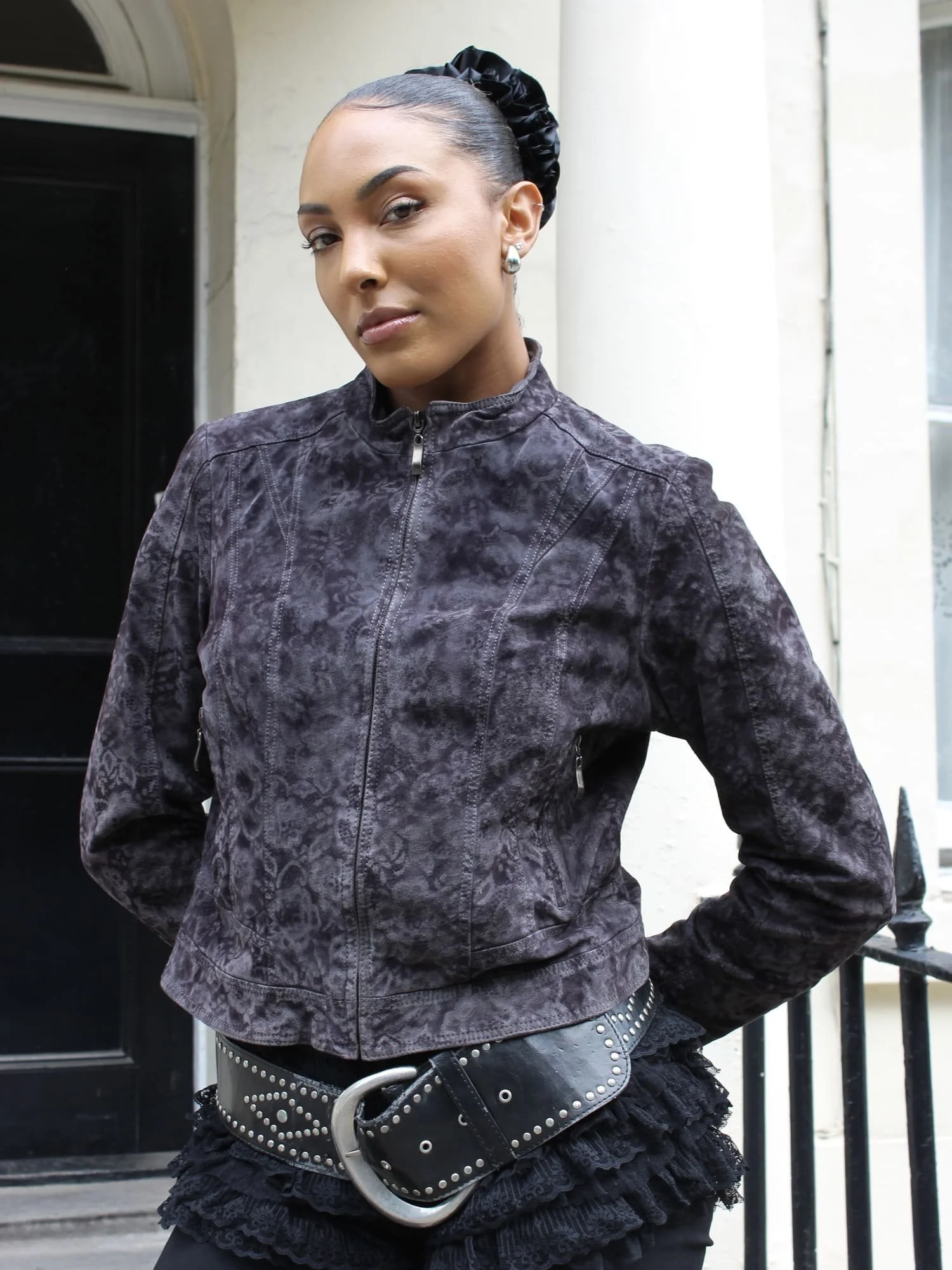 ANADELRIO-Velo-Jacket-V-OU-05-Leather-Print-PurpleBlack-Model-Front-2.jpg