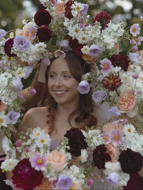 She is the moment ✨. Still obsessing over this vibrant + colorful wedding for Casey + Conor. What&rsquo;s better than being surrounded by your fav people on the happiest day of your life in a frame full of blooms? I&rsquo;ll wait. 

Venue: @runningde