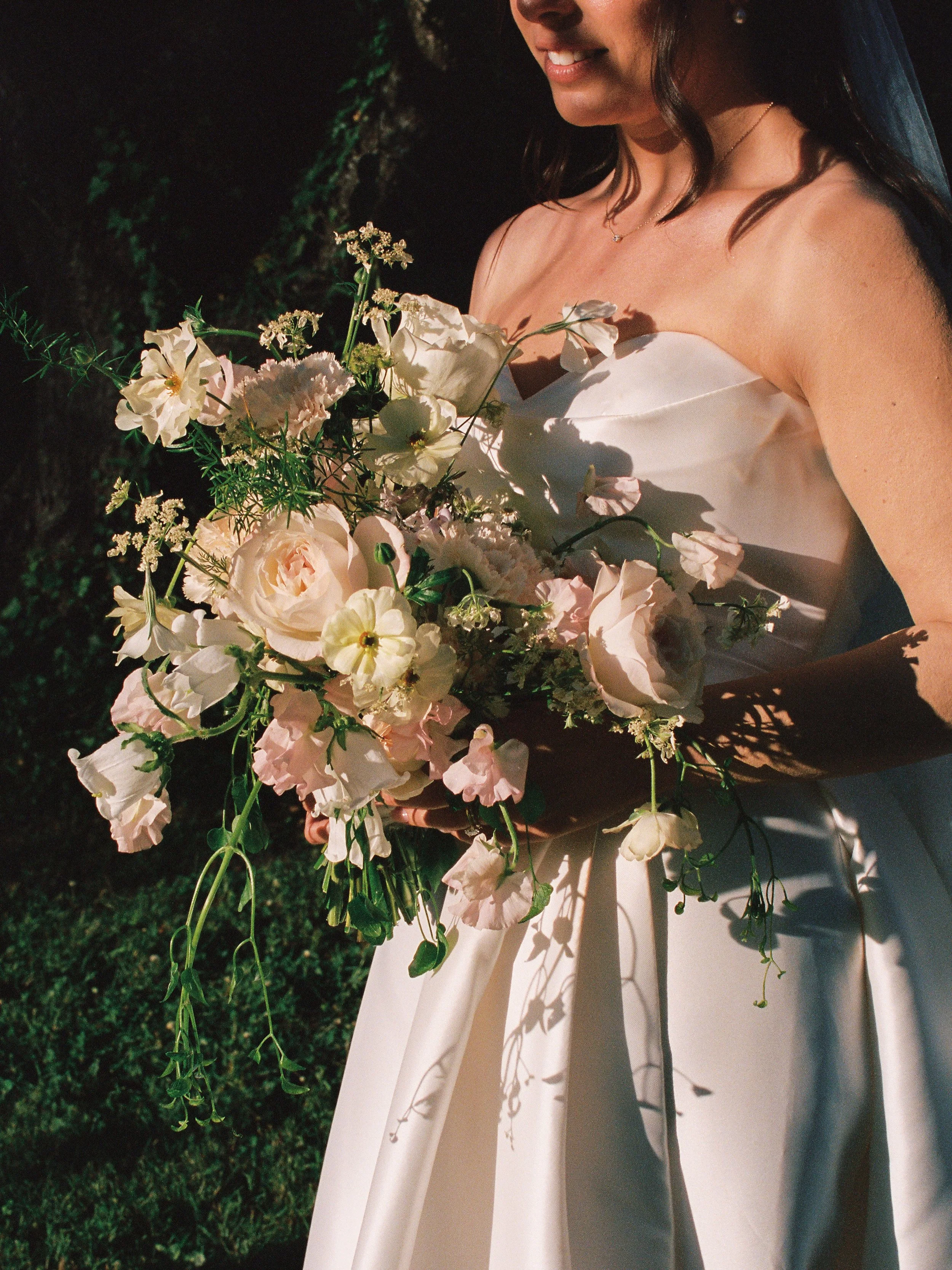 A moment for Stephanie and her bouquet 🤍

Venue: @fernbrook.farms 
Photography: @kellyelainelevin 
Florals: @petitepetals.studio 

New Jersey Wedding | Fernbrook Farms | Bridal Bouquet | Garden Wedding | Wedding Flower Inspiration | Summer Wedding |