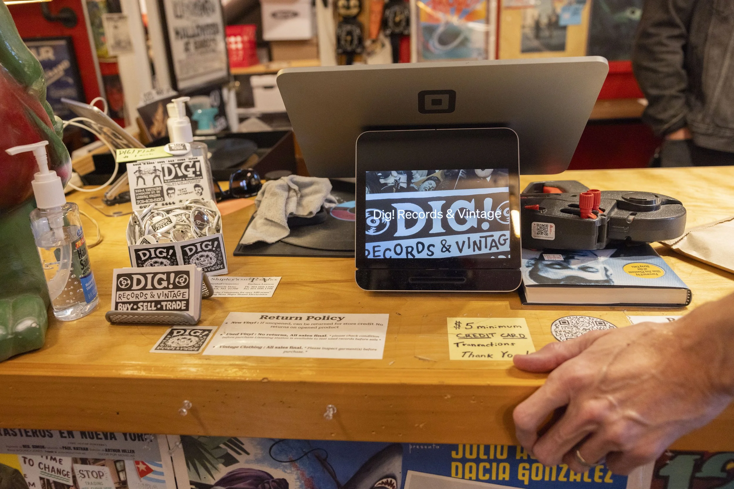 LEESBURG, Va. — Visitors browse Dig, a local record and vintage clothing shop, in downtown Leesburg on Sunday, Sept. 20, 2026. (Liz Helgesen)