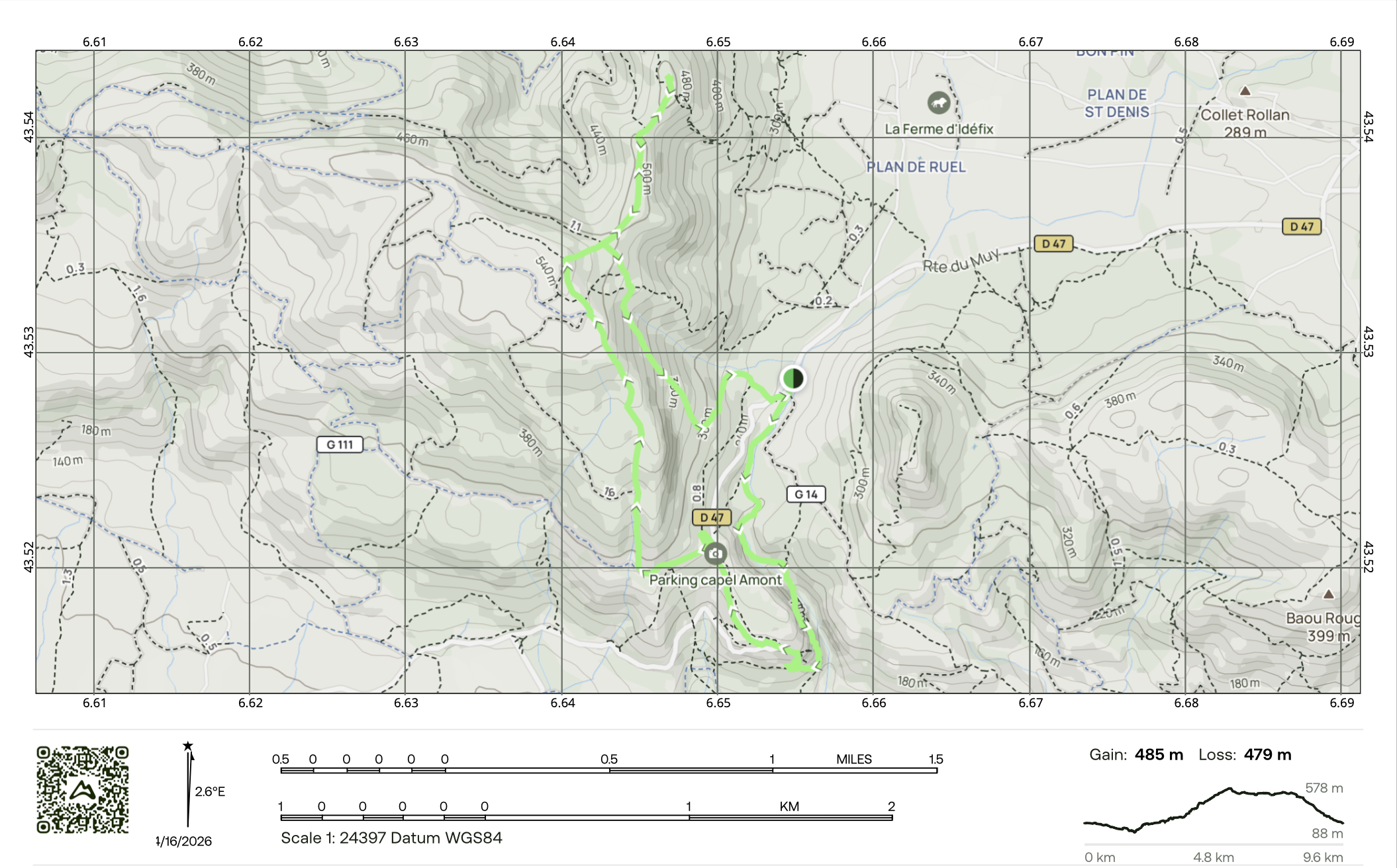 Topographic map showing a hiking trail with green path, elevation lines, and location labels near Amont, France, including parking information.