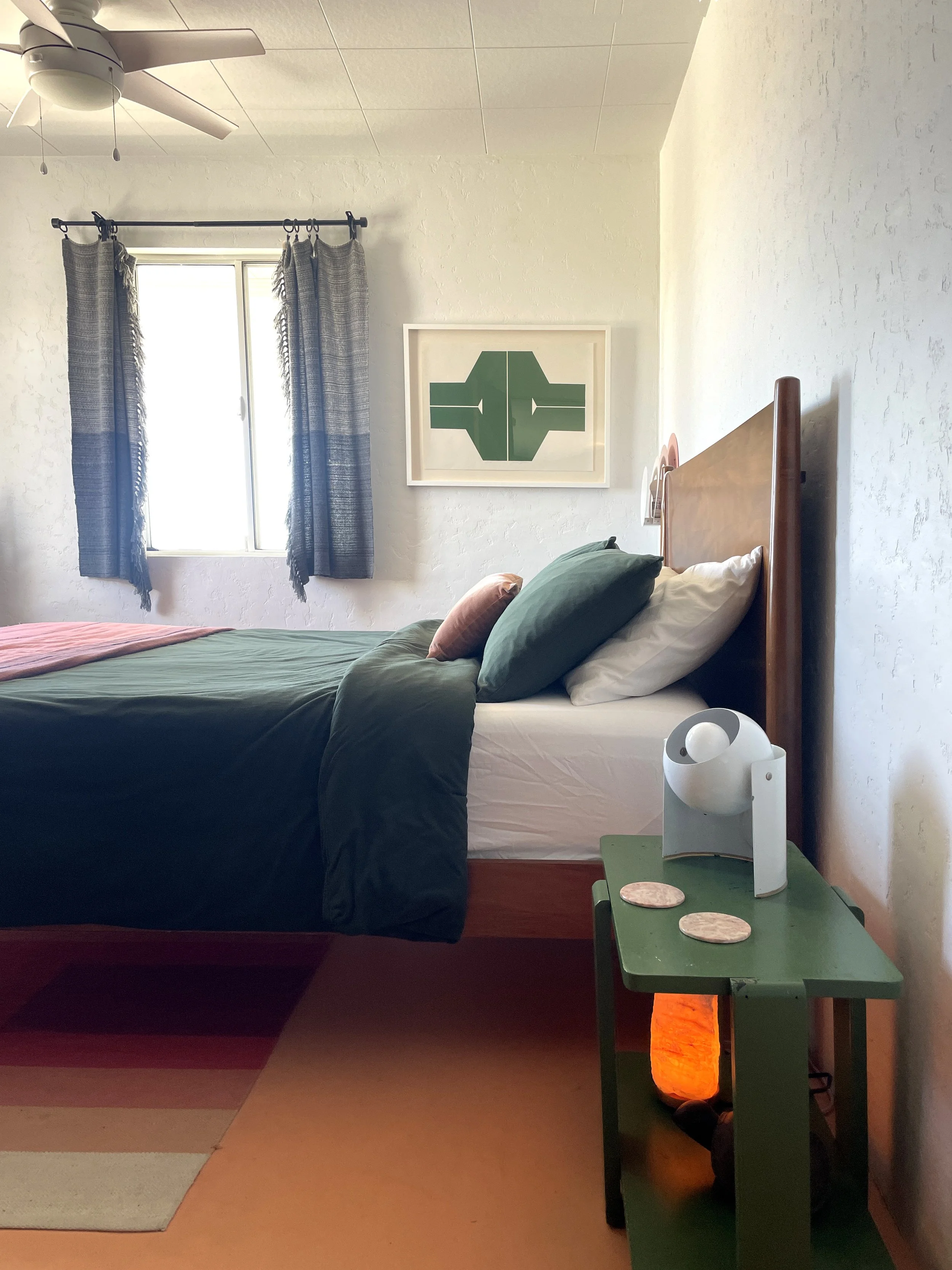 QueenBedroom_01 copy.jpg