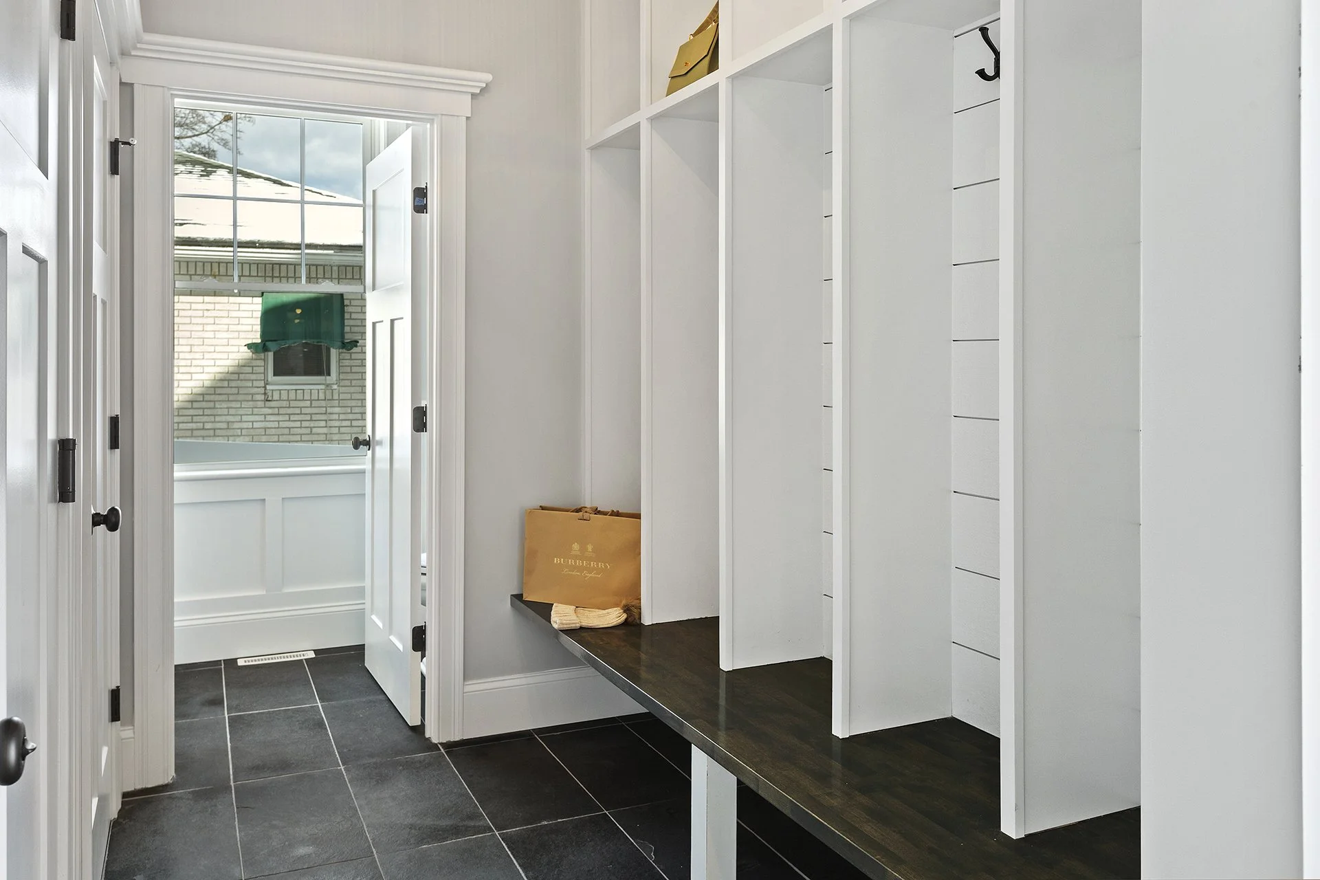 34 Beverly Rd Interiors 12.jpg