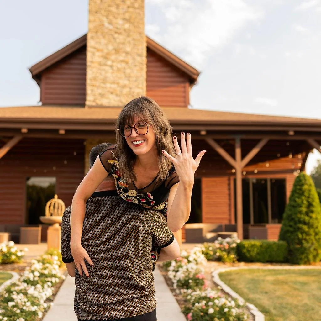Sarah + Steve chose The Heartland Lodge for their engagement photos, and the photos turned out just as sweet as they are! 💖

We want to give a HUGE congratulations to all the sweet couples who will be getting engaged this Christmas season. It&rsquo;