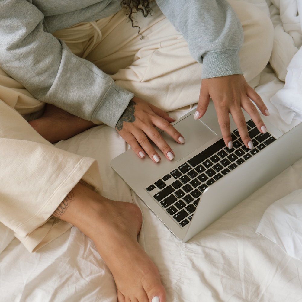 The DEW Community:
A private space just for women entrepreneurs like you—share wins, stay accountable, and find support when you’re running on empty.