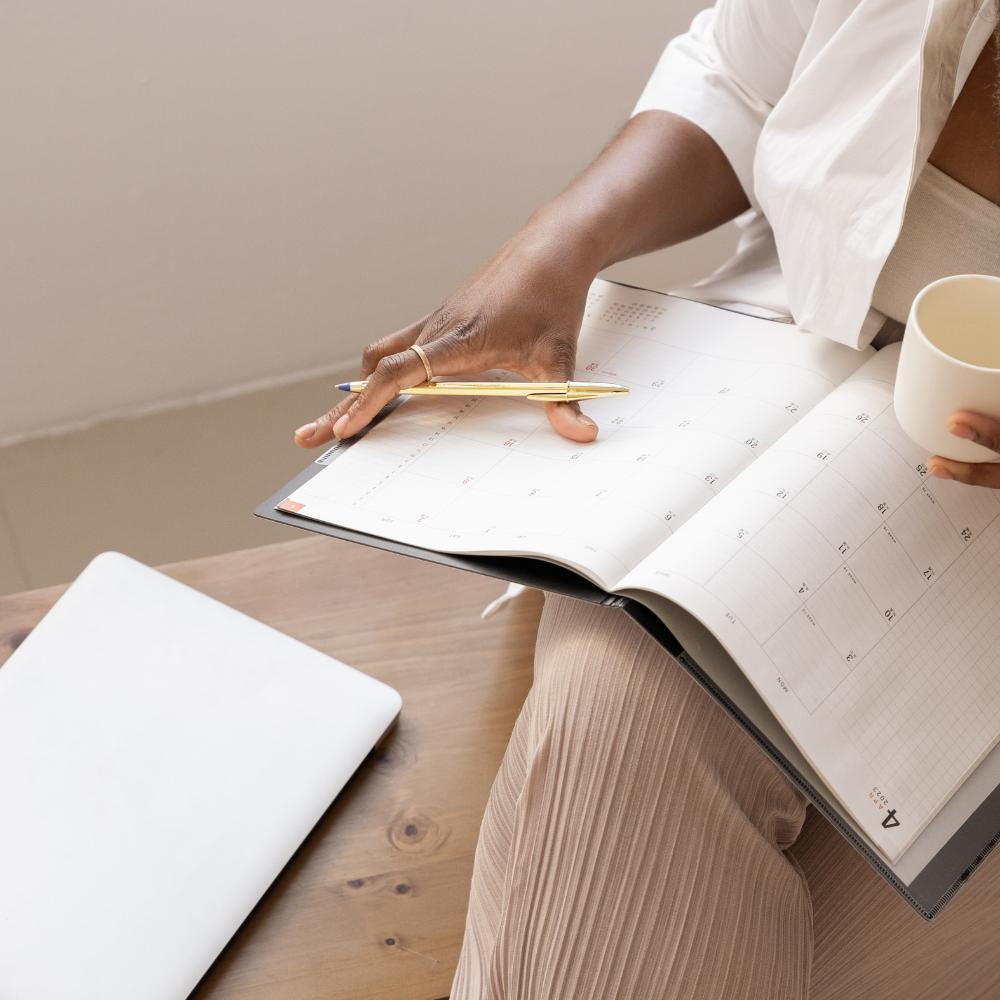 Live Sunday Planning Sessions:
Gentle, guided sessions to help you check in with yourself, reflect, and plan ahead so you start your week from a place of alignment, not anxiety.