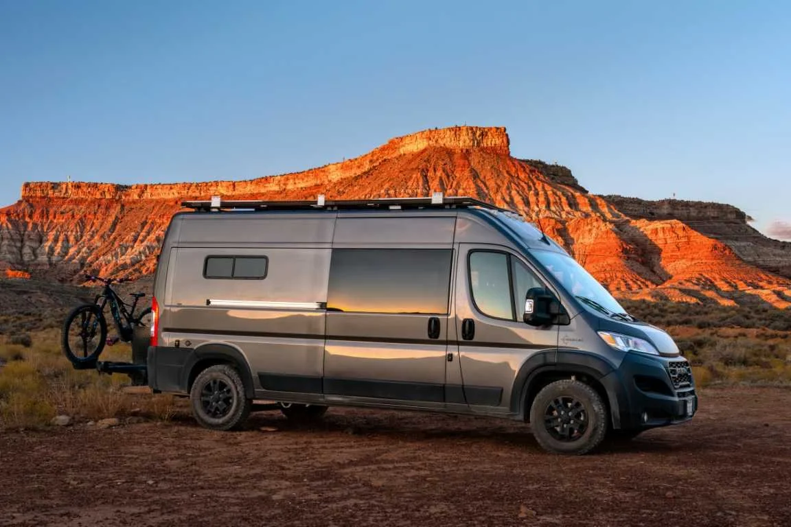 About — DeVan Rentals