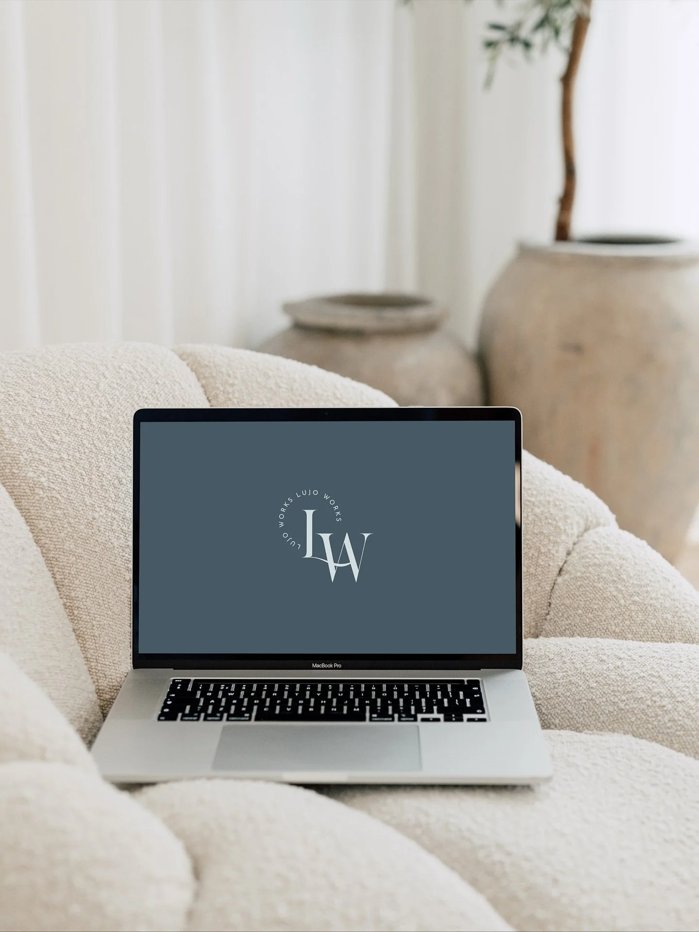 One of my favs &mdash; @lujoworks 

#brandinggiveaway #logodesign #brandidentity #graphicdesign #brandingstudio #branddesigner #australiandesigner #smallbusinessbranding #metdesignco #businessbranding #creativedesign #giveaway #designgiveaway #brandd