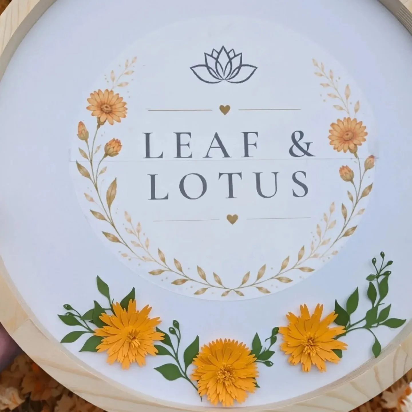 I&rsquo;ve been working on some new signage for market season

Here&rsquo;s a little sneak peek. A little botanical, a little paper artistry, and a whole lot of calendula 🌼

What do you think?