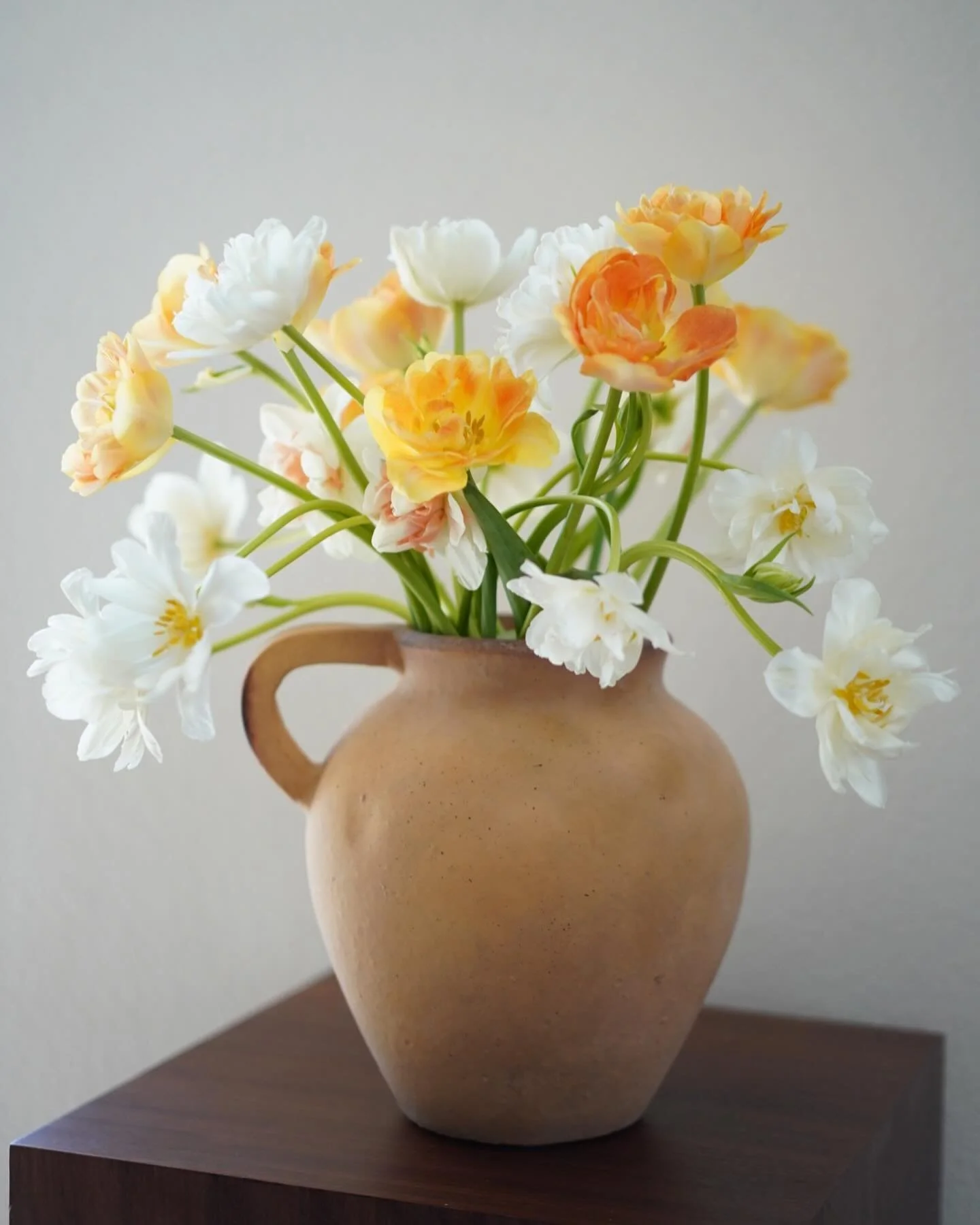 The most stunning tulips from @shegrowsgardens. There&rsquo;s something so elegant and feminine about Tulips as they curve and open. I&rsquo;ve always loved them, even as a little girl.  I&rsquo;m also in love with this new vase from Target and that 