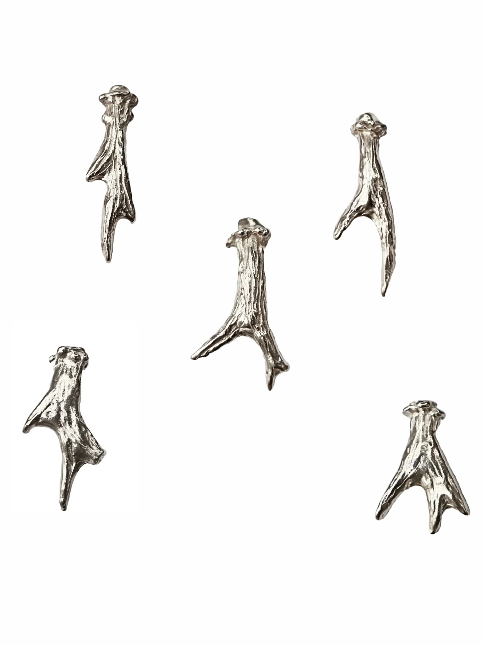 Silver+studs+gathering+.jpg