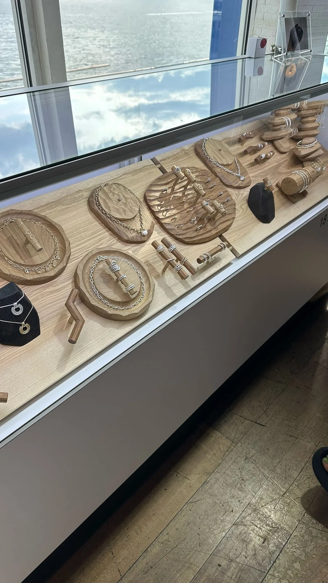 PHOTO-2025-08-10-00-18-25 2.jpg