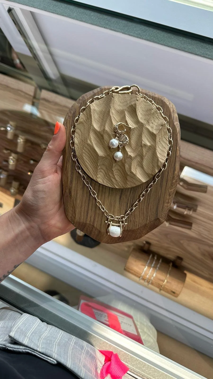 PHOTO-2025-08-10-00-17-13 3.jpg