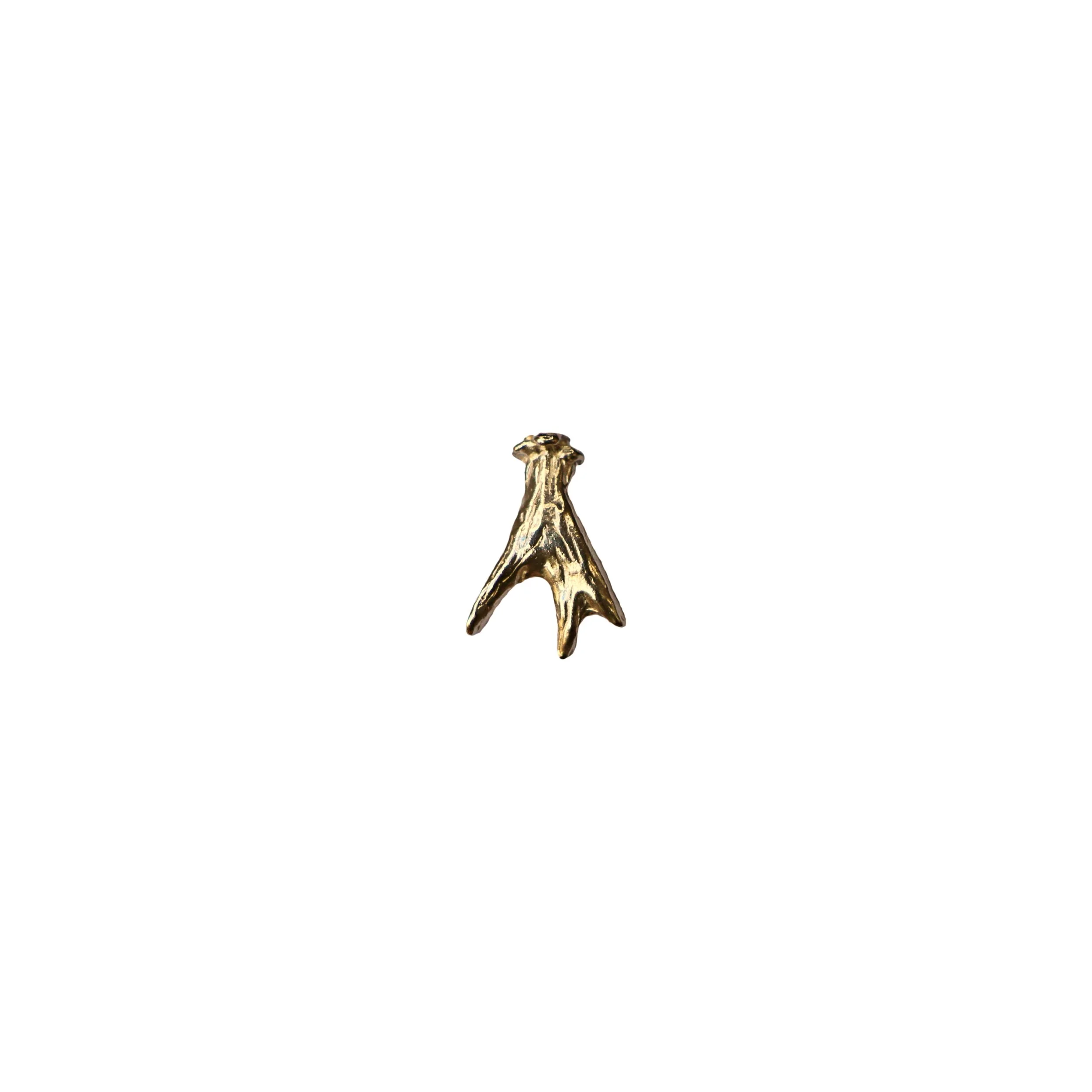 INDI Gold stud 5.jpg