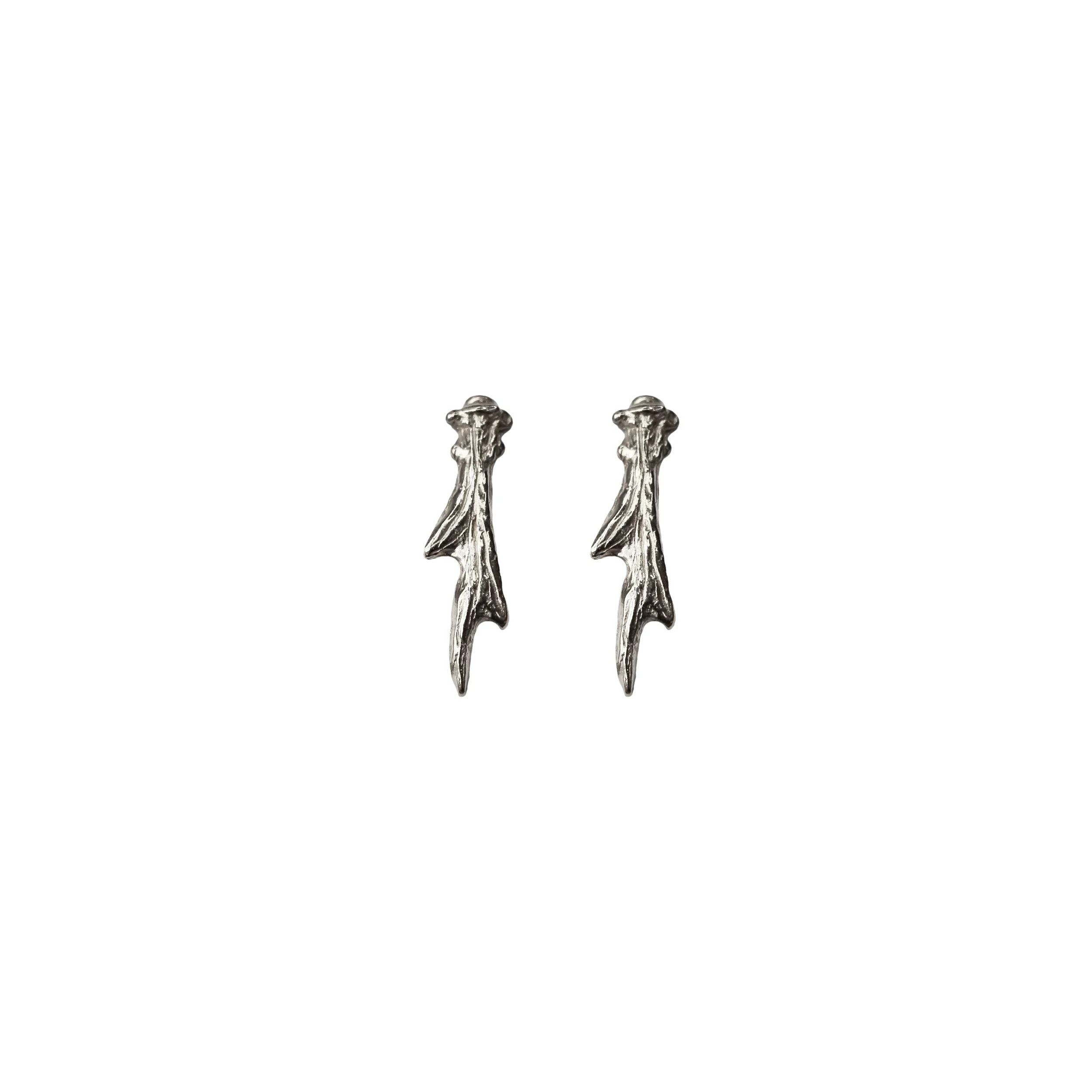 batch_silverstudsGold stud 4.jpg