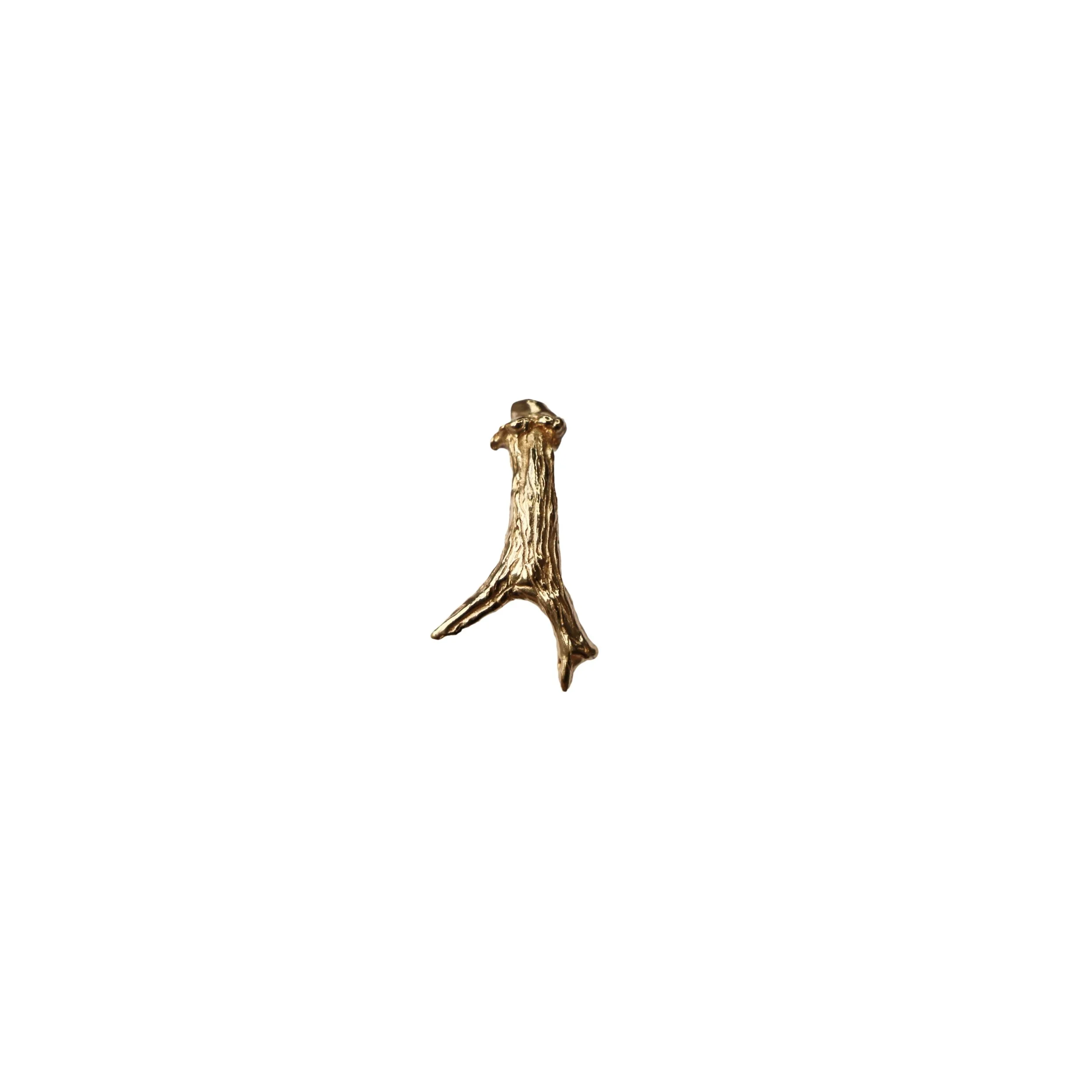 INDI Gold stud 1.jpg