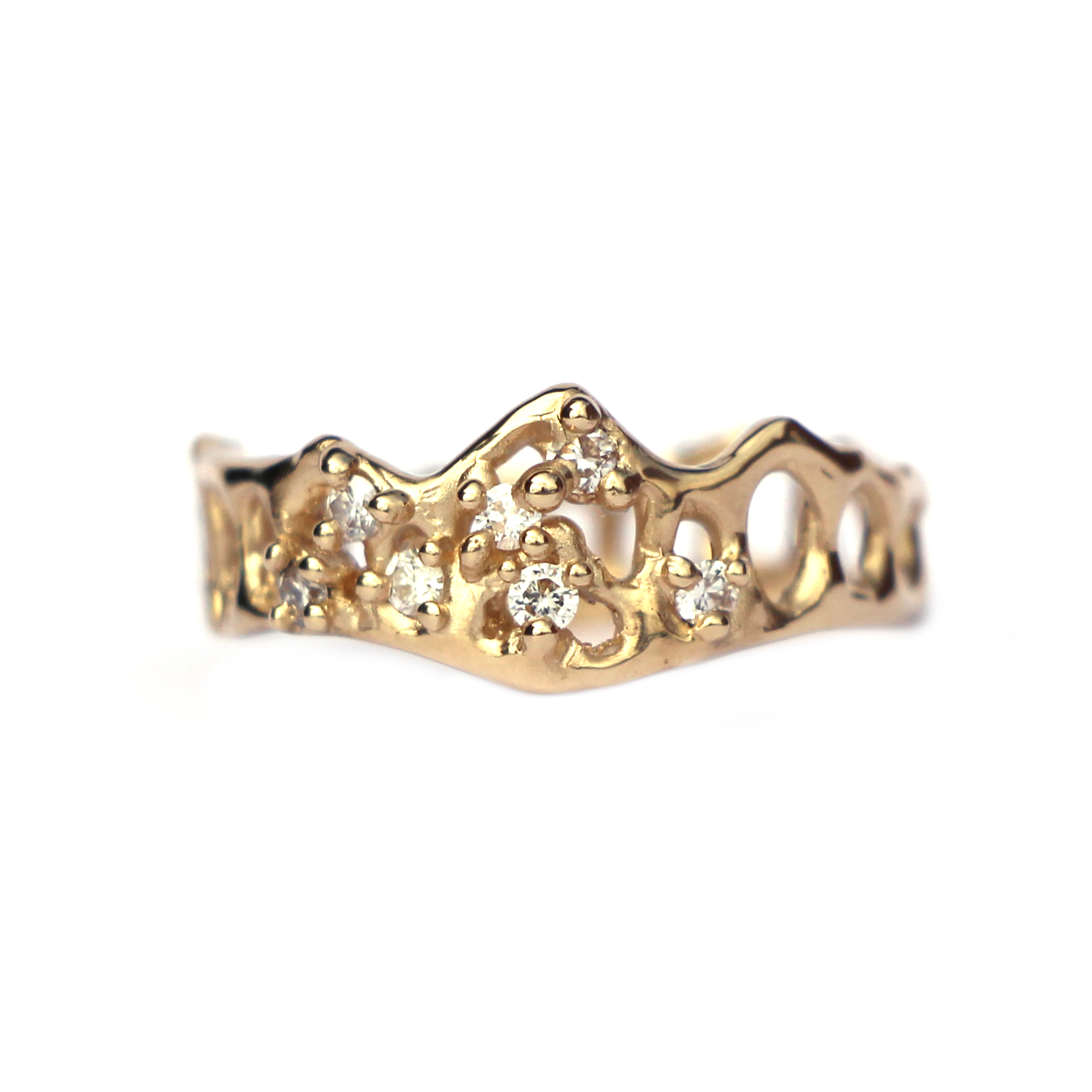 Mermaid Crown Ring with 7 scattered Diamonds 14k Yellow Gold
