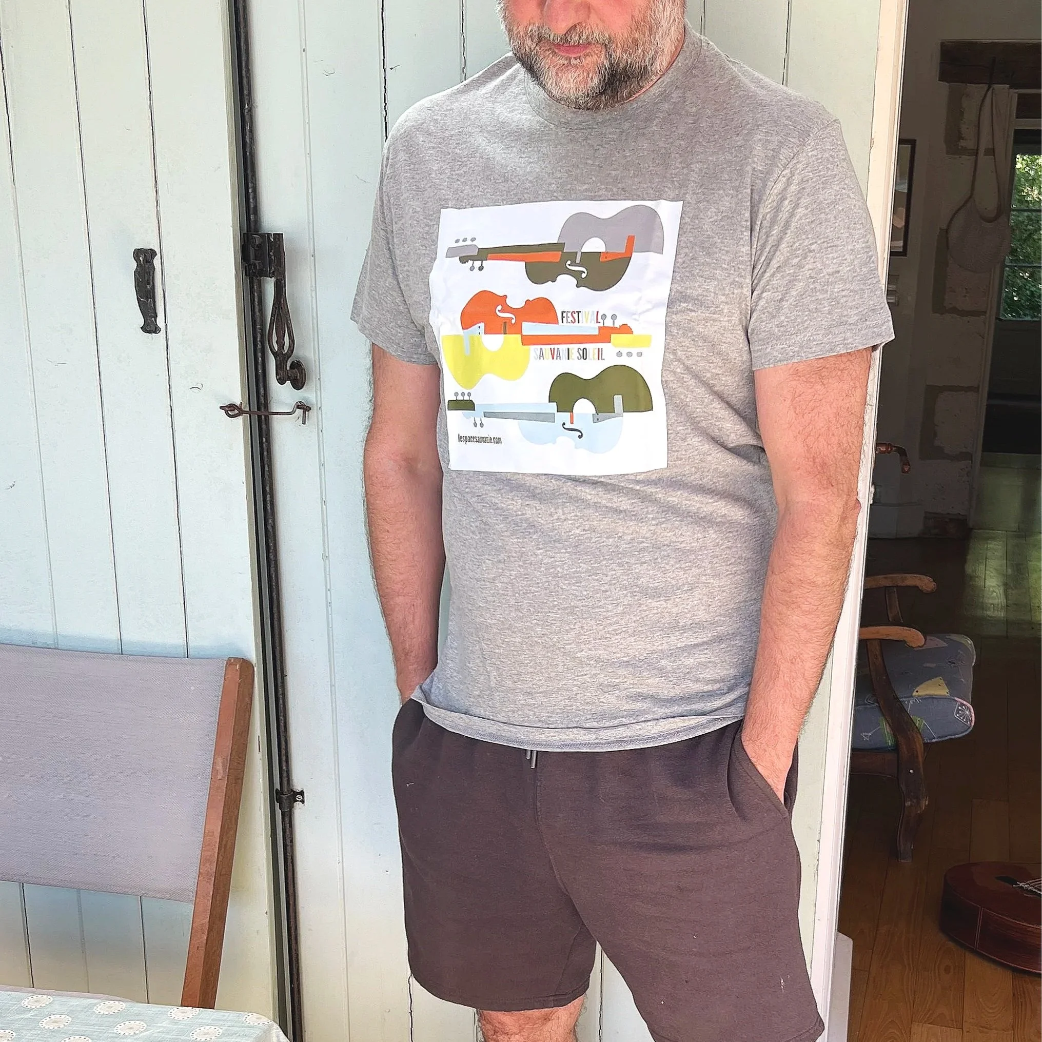 t-shirt.jpg