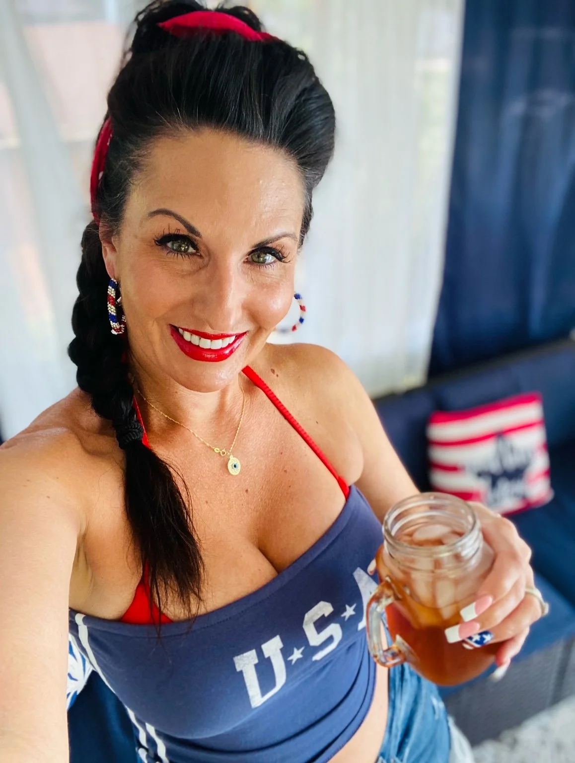 Summer Over 40: Finding Confidence Again This Season