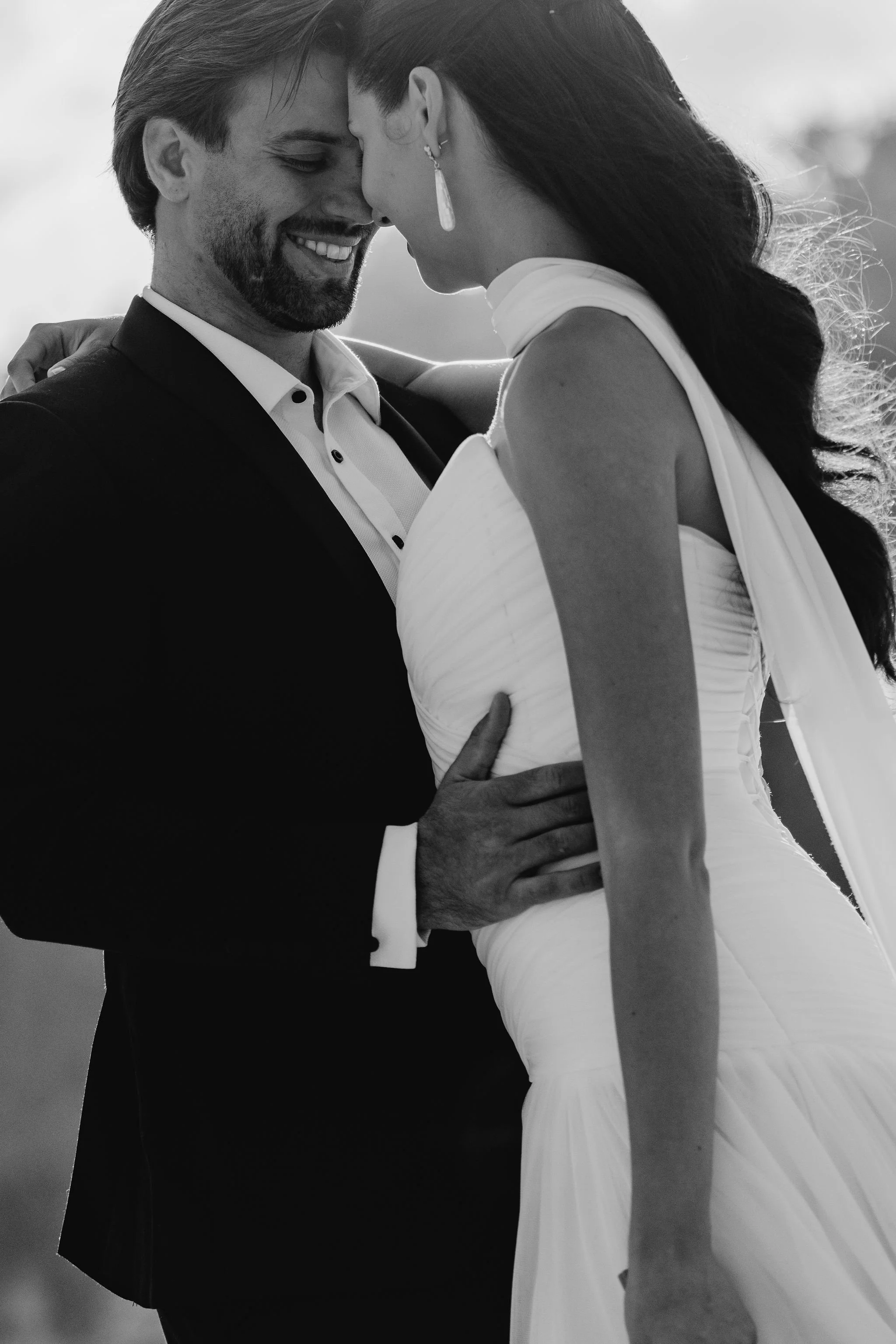 ModernCoastalElopement-43.jpg