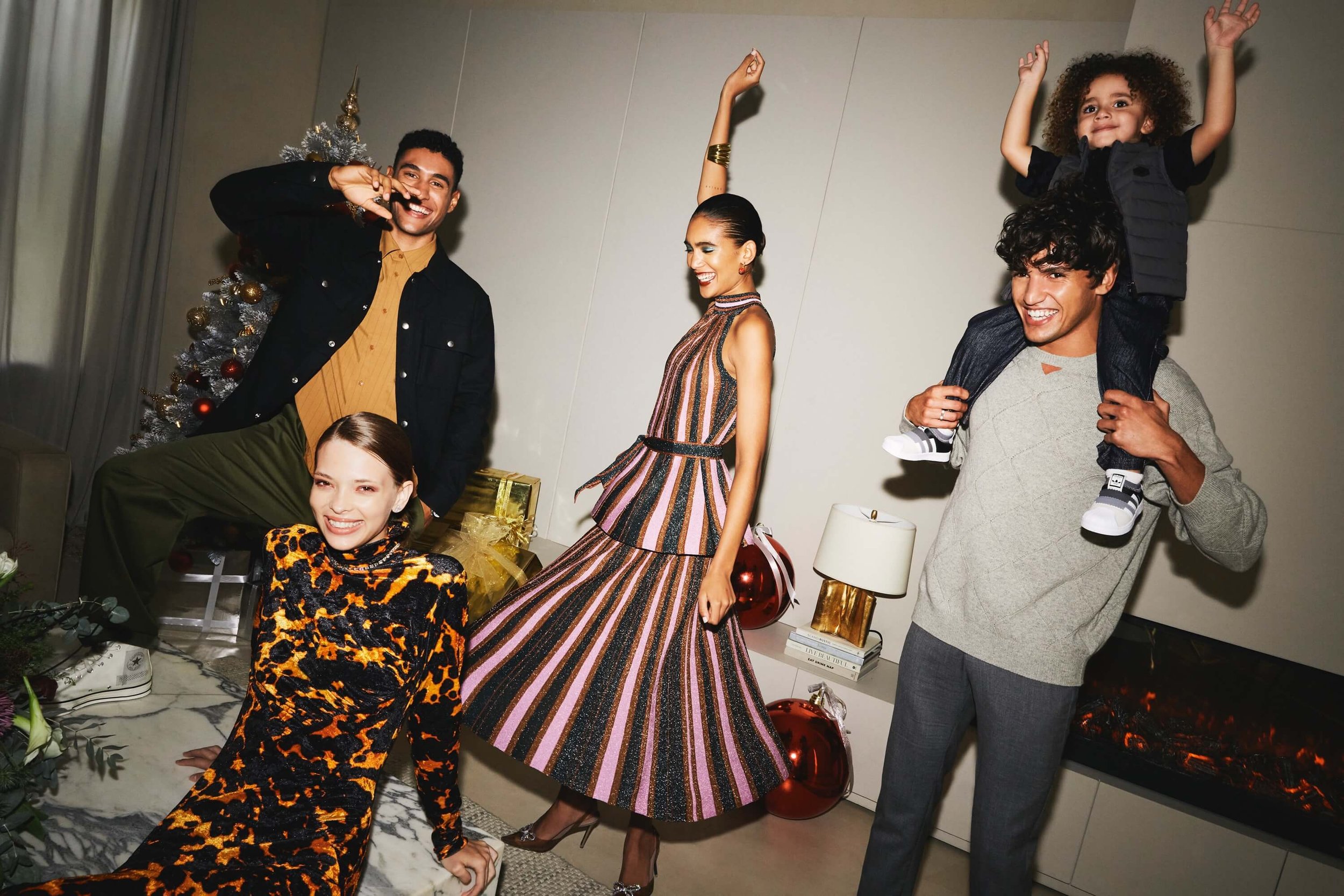 bloomingdale's fashion 12th october 224620 a.jpg
