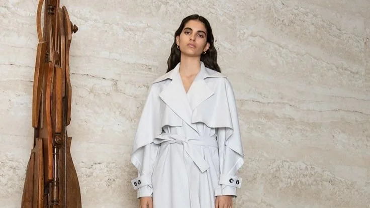 Beige+Light+Belted+Trench+Cold+Weather+Staple.jpg