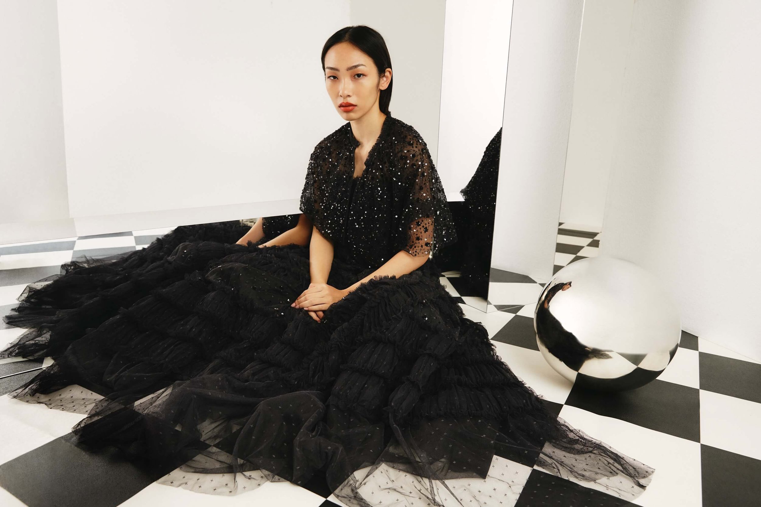 WOMEN FASHION contemp event dressing focus-2 (Treatment-3).jpg