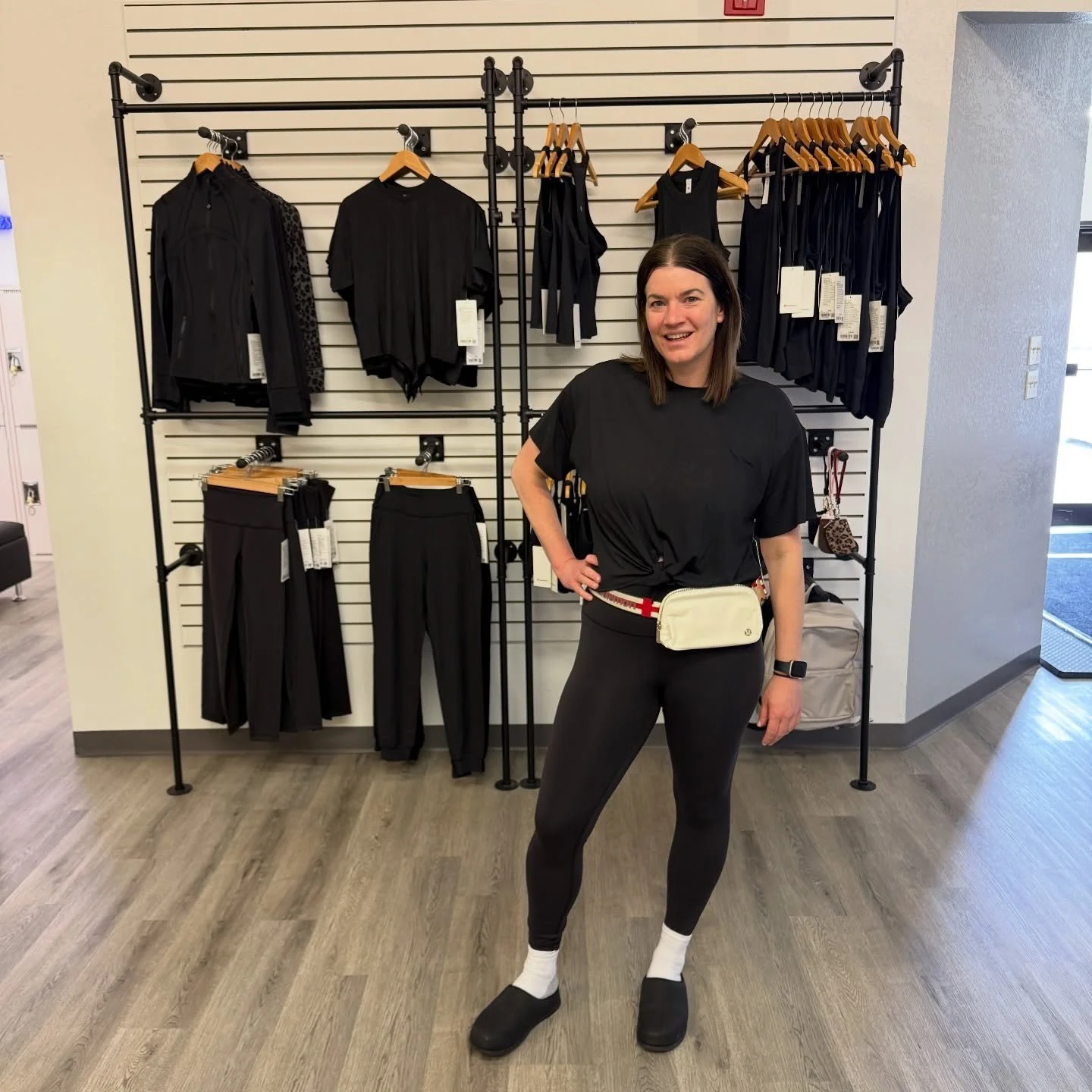 Happy Friday! Some new outfit inspo just in time for the weekend ☀️ 

Shauna is wearing:

✨The All-Sport Tie-Front Short Sleeve (sizes S - XL)
✨ Everywhere Belt Bag Striped Wordmark (2 left!)
✨ lululemon Wunder Train leggings (sizes 2-20)

🛍️ Swing 