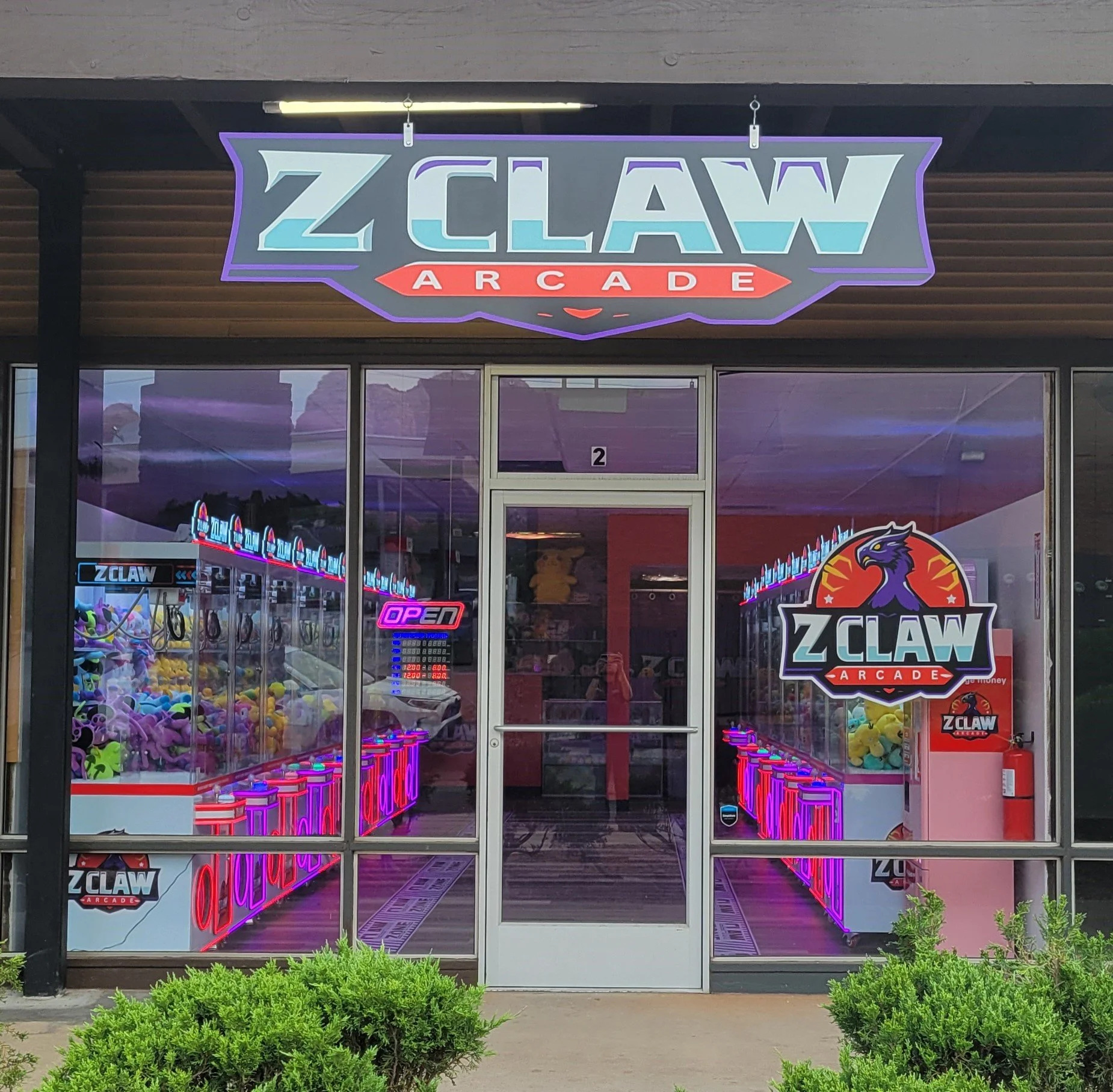Zclaw Arcade | things to do with kids in Sedona| front of Zclaw Arcade