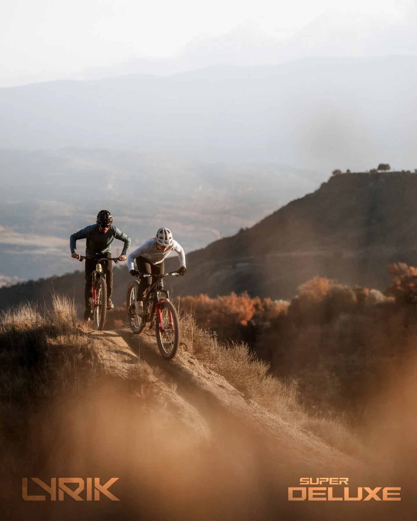 L&rsquo;EXP&Eacute;RIENCE &laquo; GRAVITY &raquo; ARRIVE SUR LE TRAIL : LES NOUVELLES LYRIK &amp; SUPER DELUXE 🏔️⚡
Apr&egrave;s la BoXXer et le Vivid Coil, @rockshox d&eacute;cline ses technologies les plus radicales sur ses plateformes de Trail et 